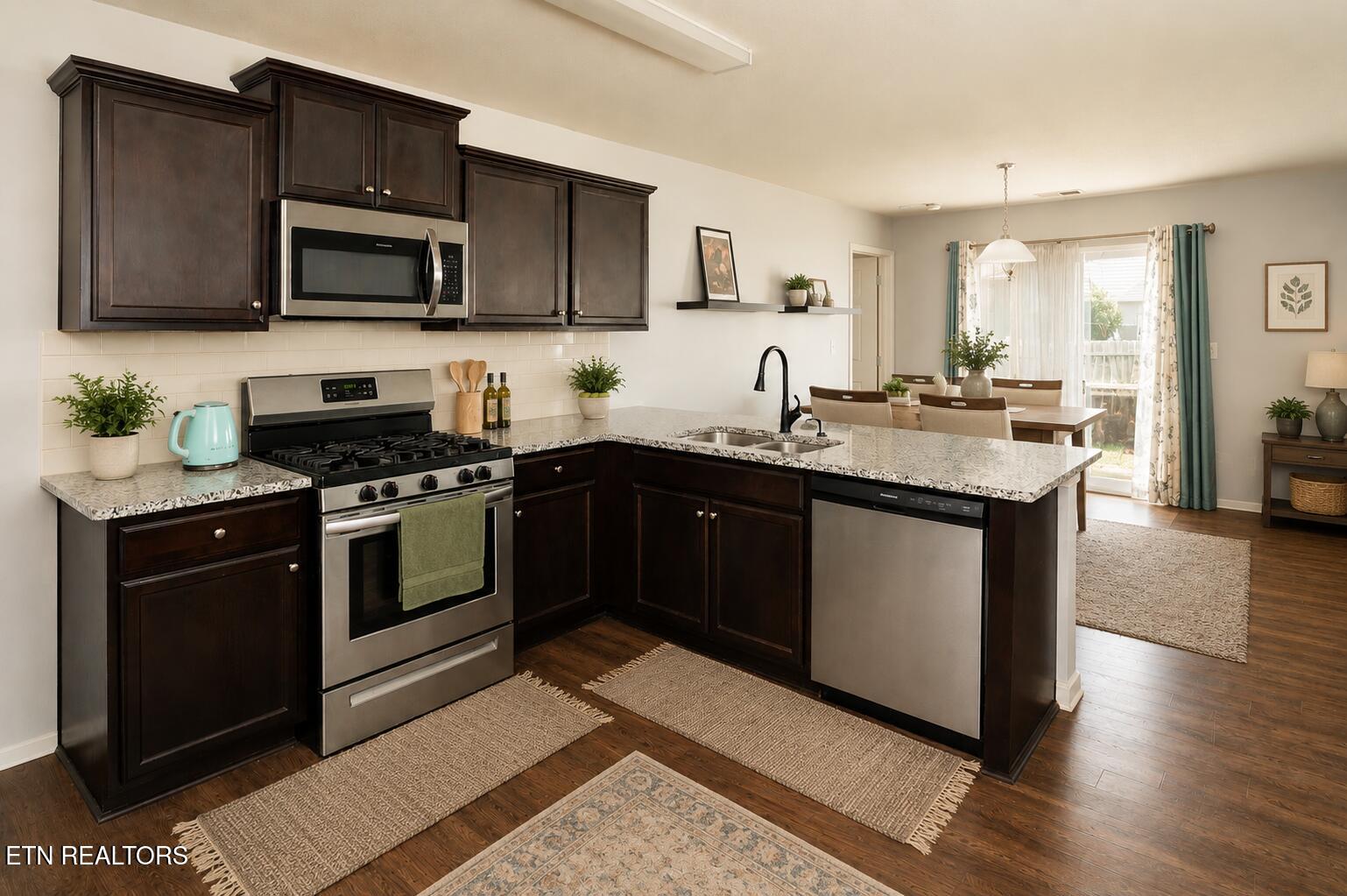9443 Avian Forest Lane Heiskell TN 37754
