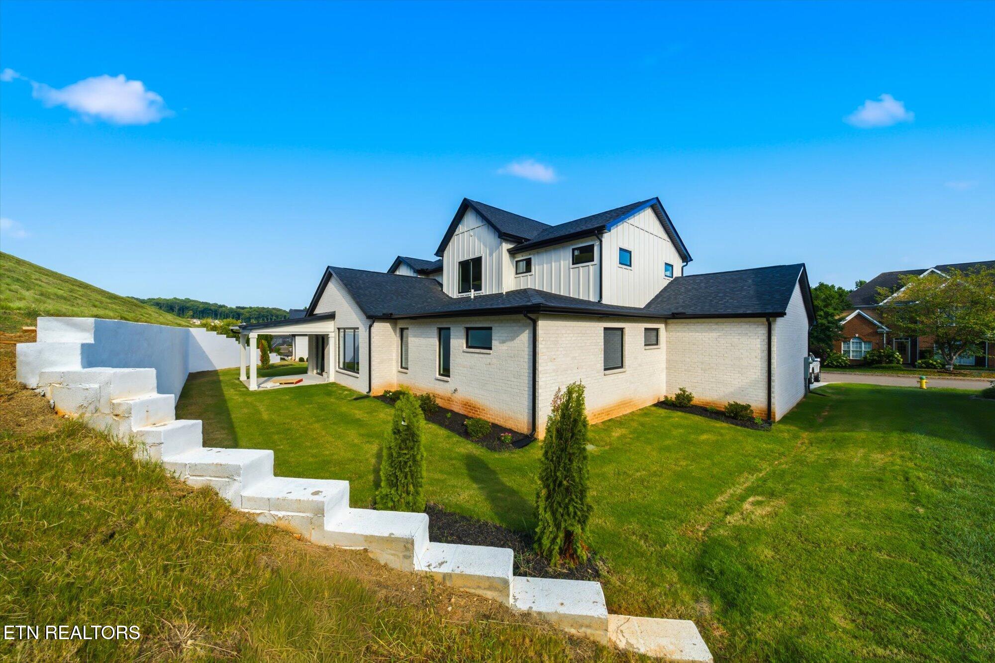 10237 Autumn Valley Lane Knoxville TN 37922