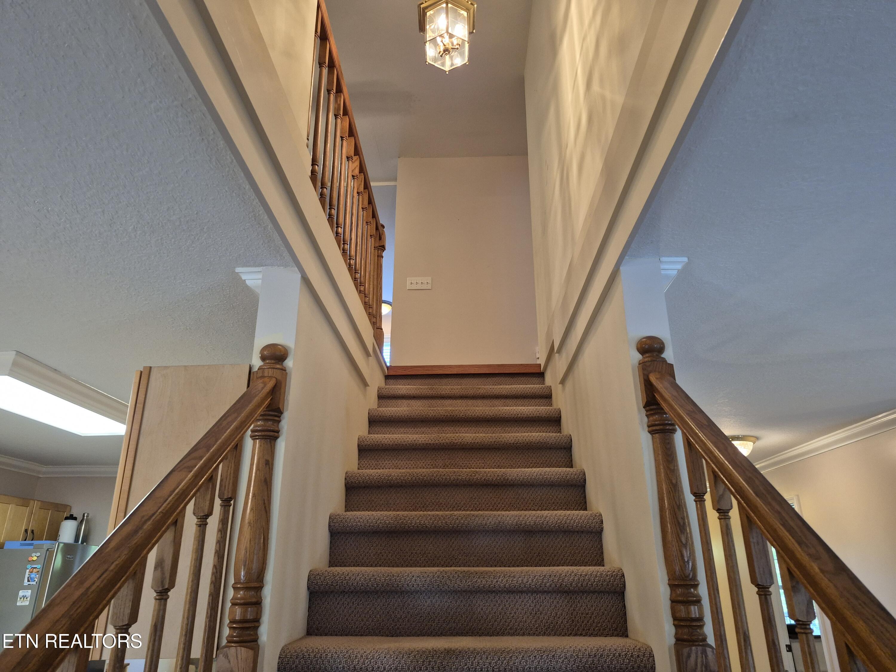 570 Oakwood Estates Drive Lenoir City TN 37772