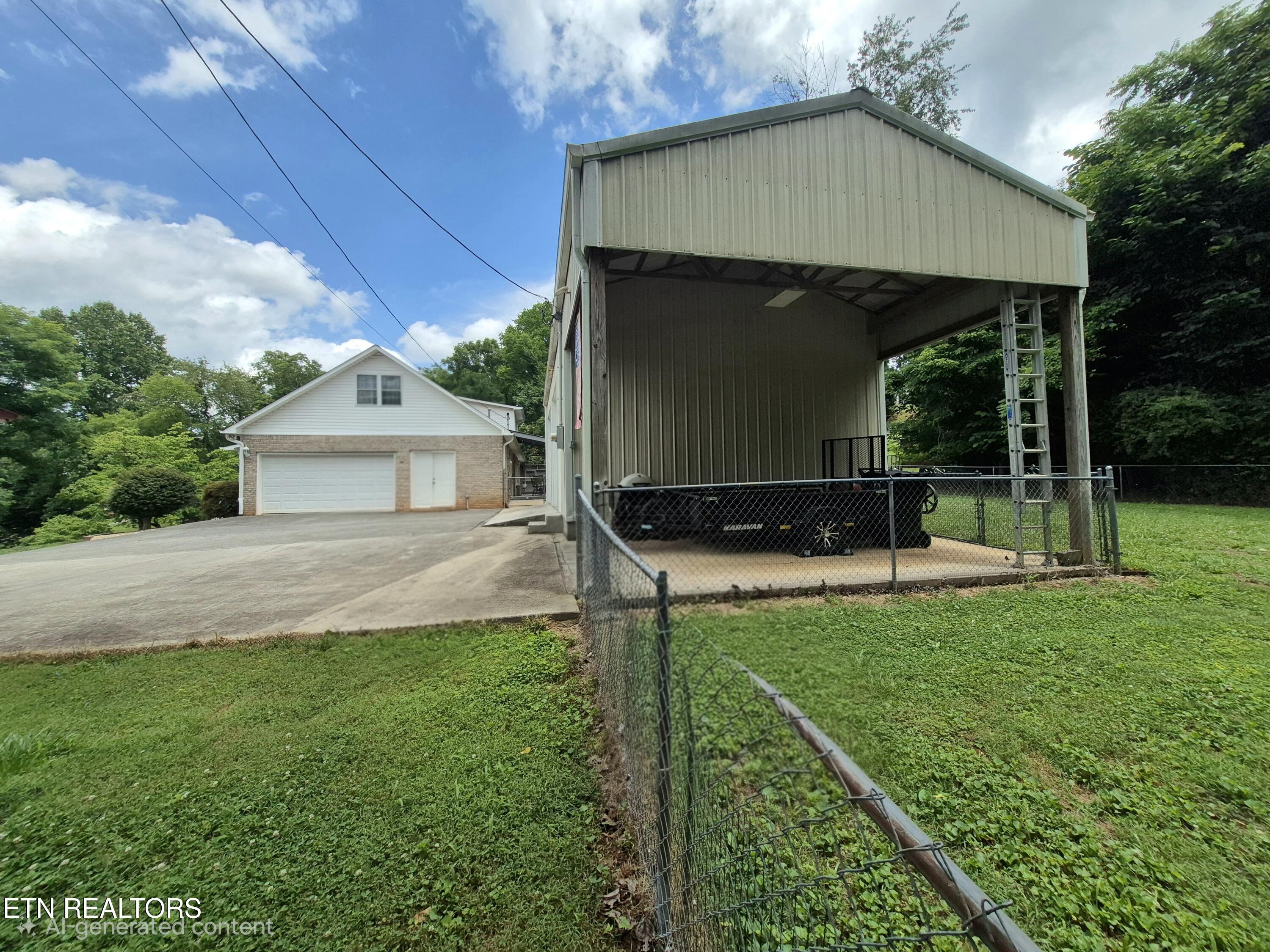 570 Oakwood Estates Drive Lenoir City TN 37772