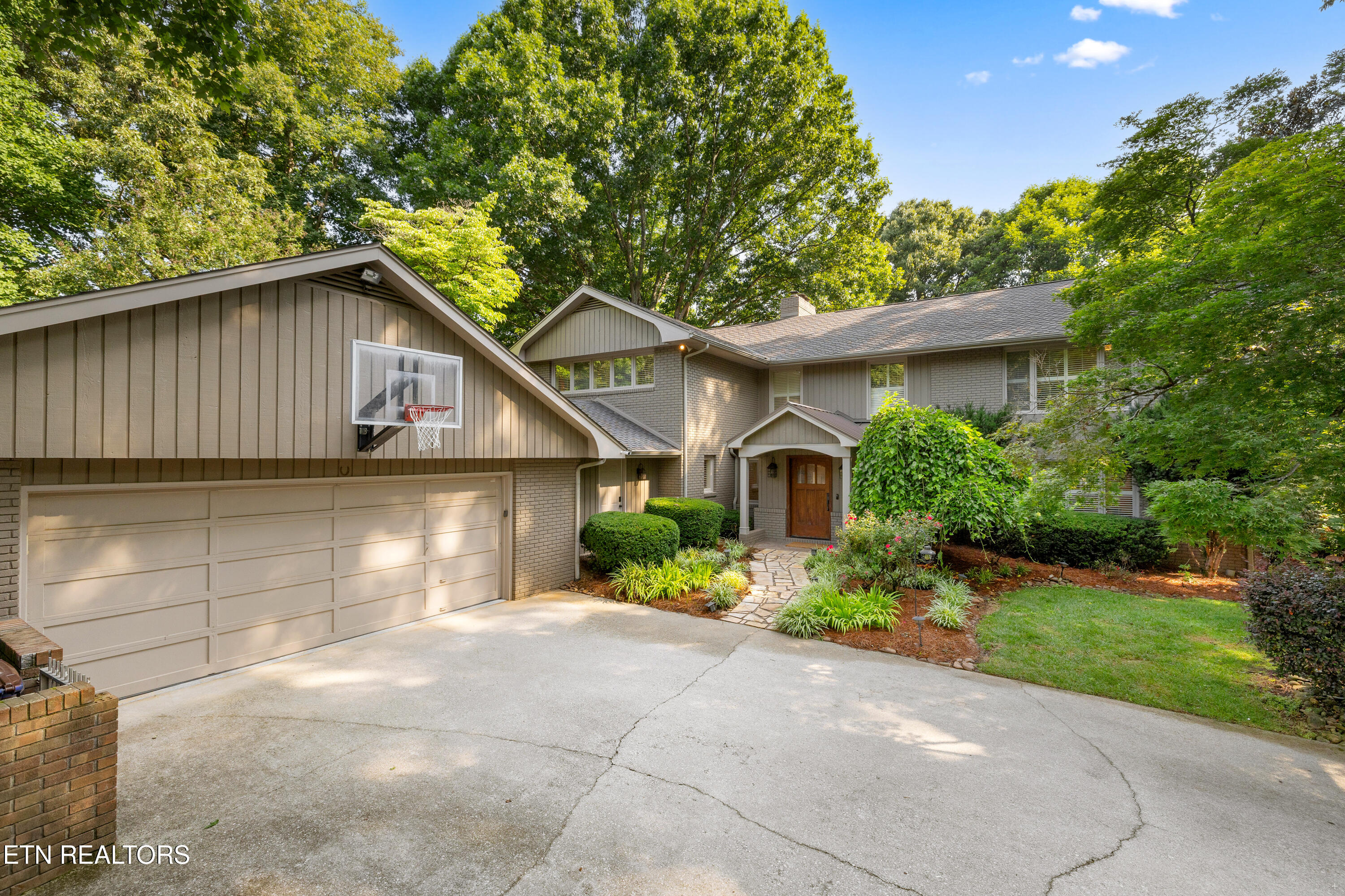 5421 Blueridge Drive Knoxville TN 37919