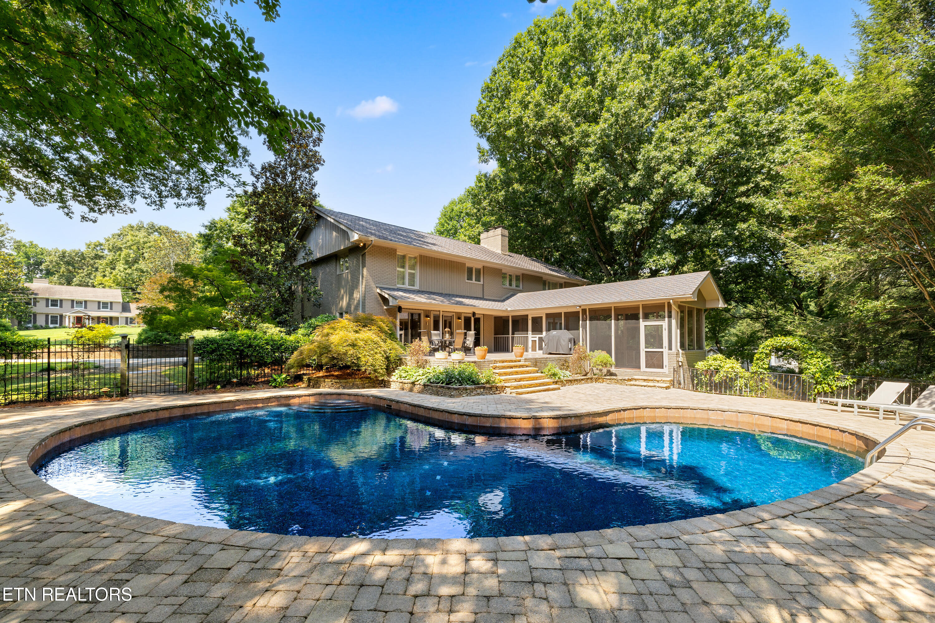 5421 Blueridge Drive Knoxville TN 37919