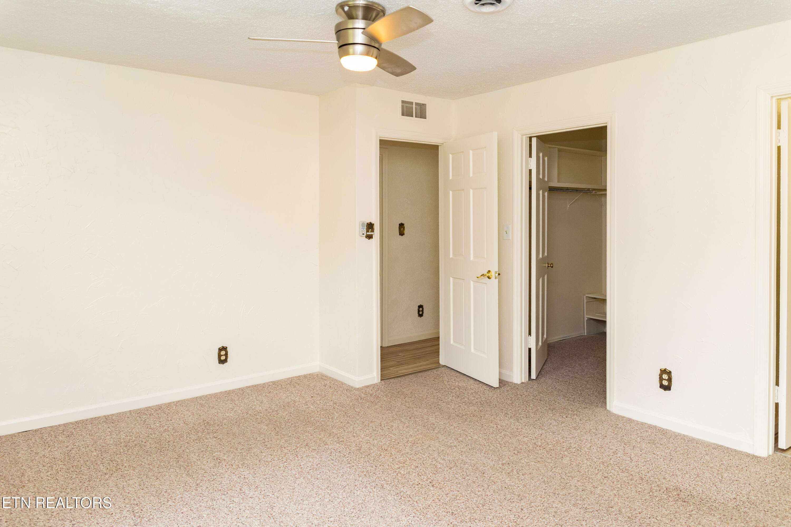 302 Park View Pigeon Forge TN 37863