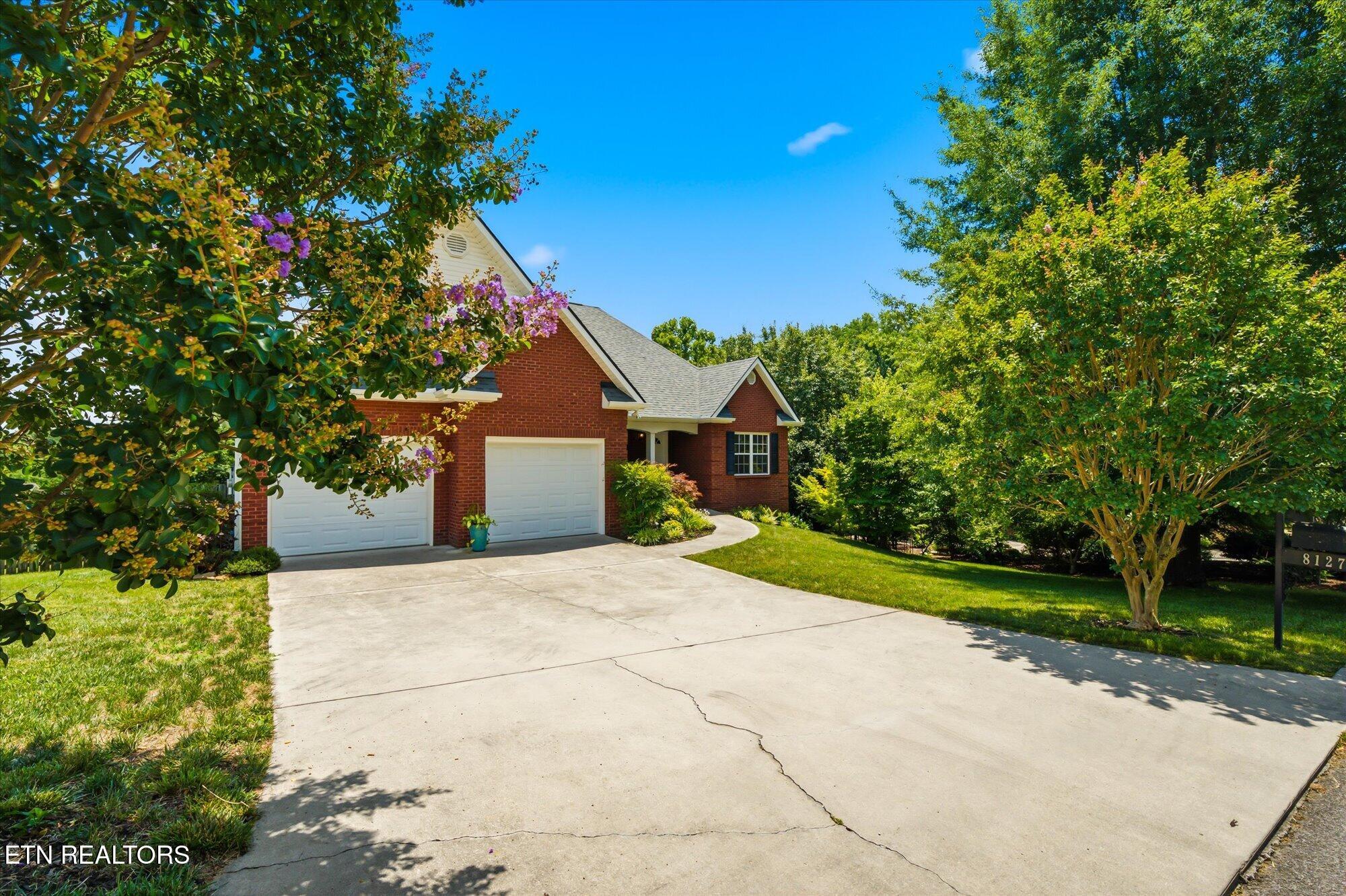 8127 Canter Lane Powell TN 37849