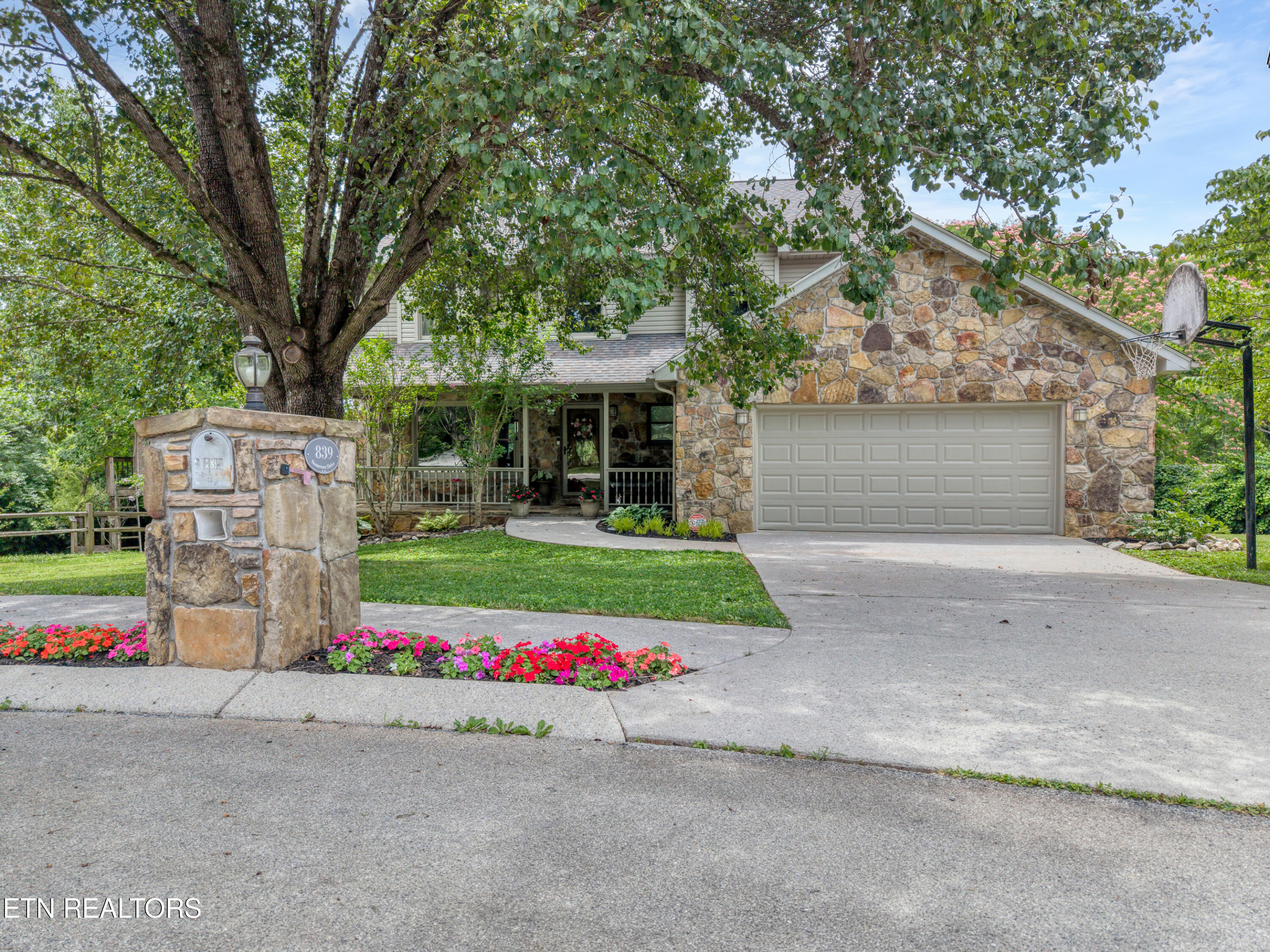 839 Somerset Drive Maryville TN 37803
