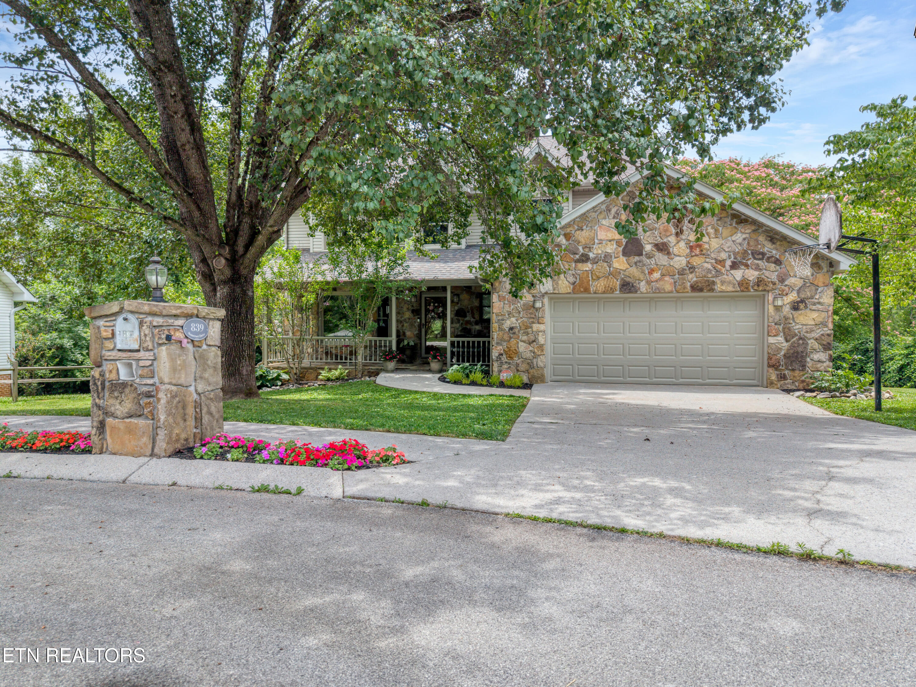 839 Somerset Drive Maryville TN 37803