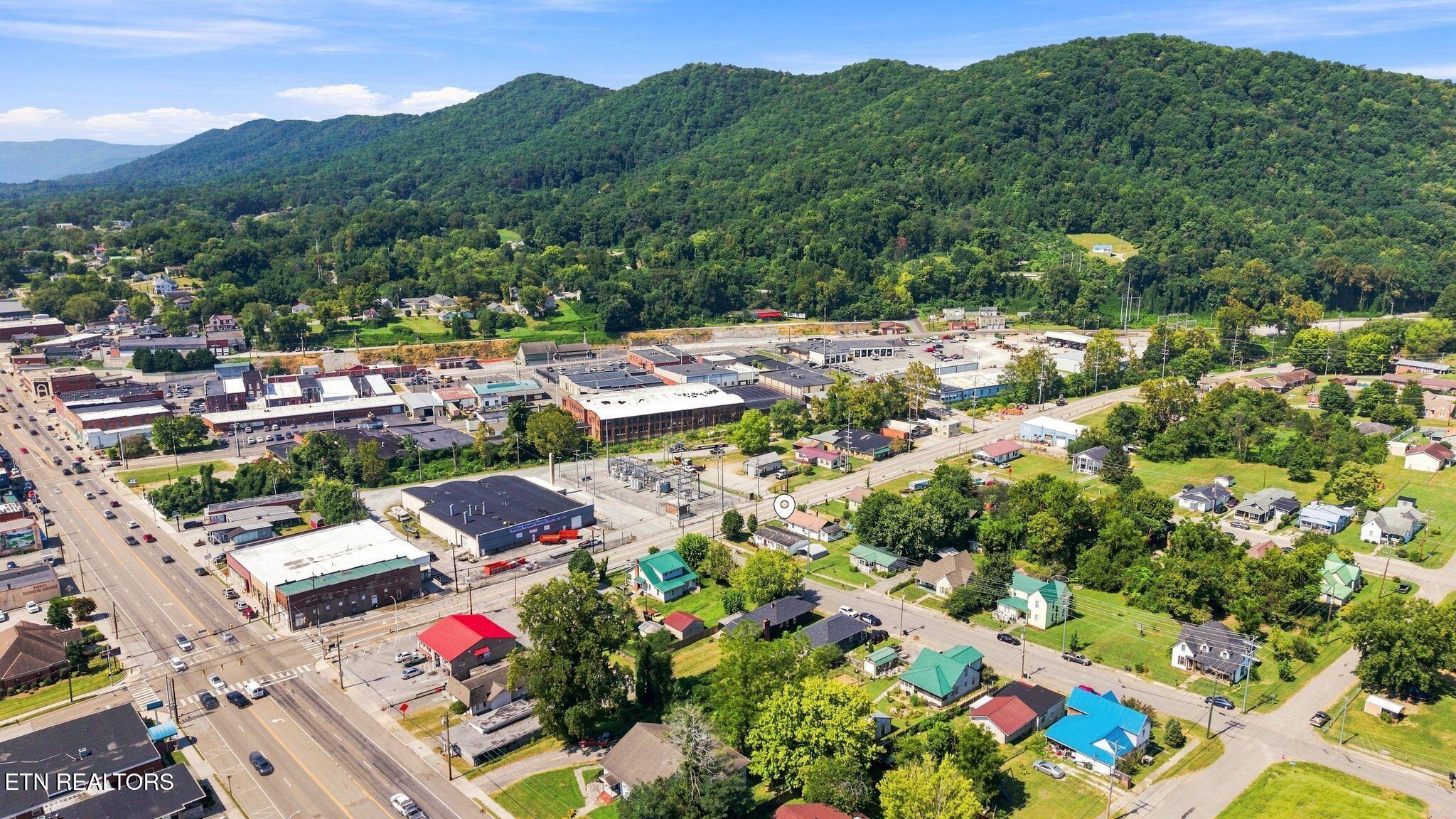 200 N Indiana Avenue Lafollette TN 37766