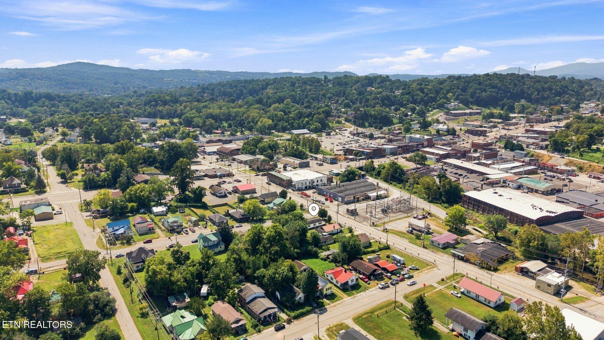 200 N Indiana Avenue Lafollette TN 37766