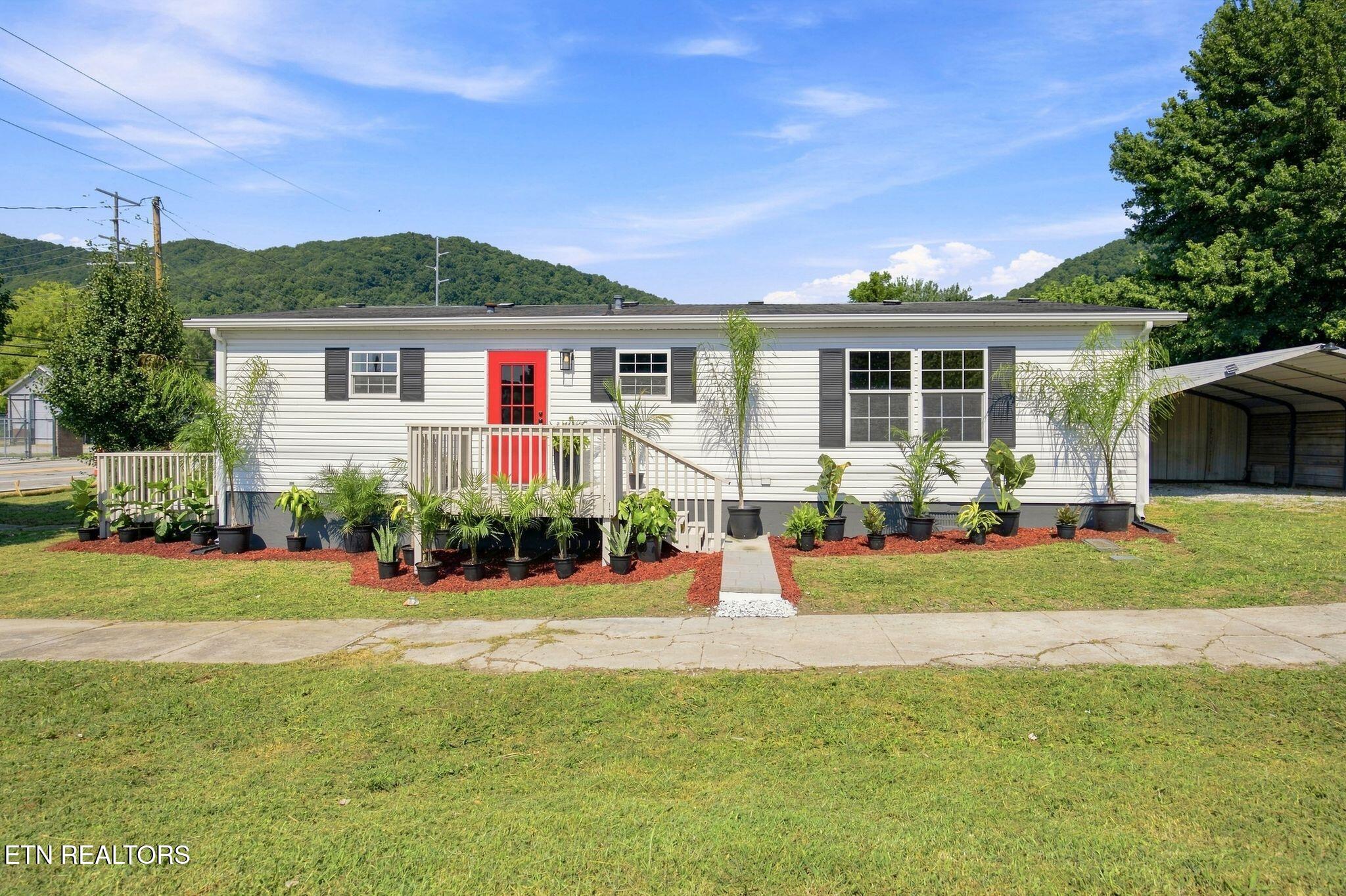 200 N Indiana Avenue Lafollette TN 37766