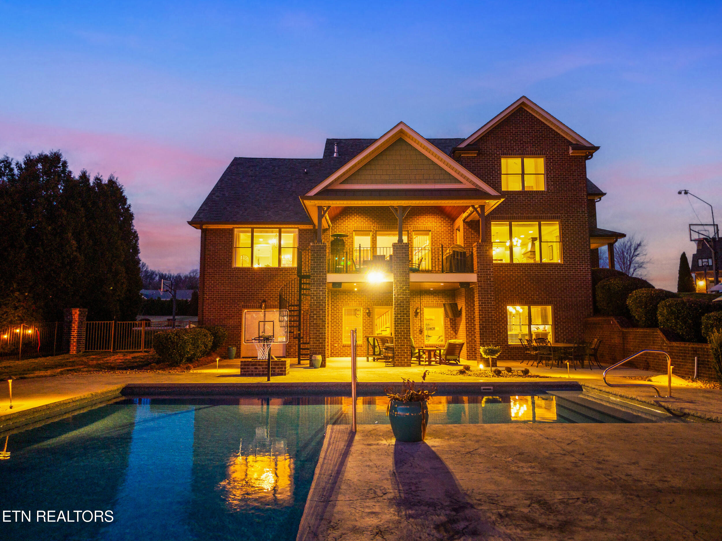 306 E Hawthorne Court Greeneville TN 37745