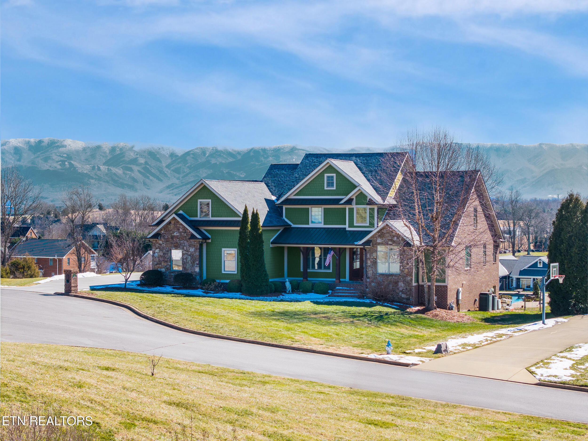 306 E Hawthorne Court Greeneville TN 37745
