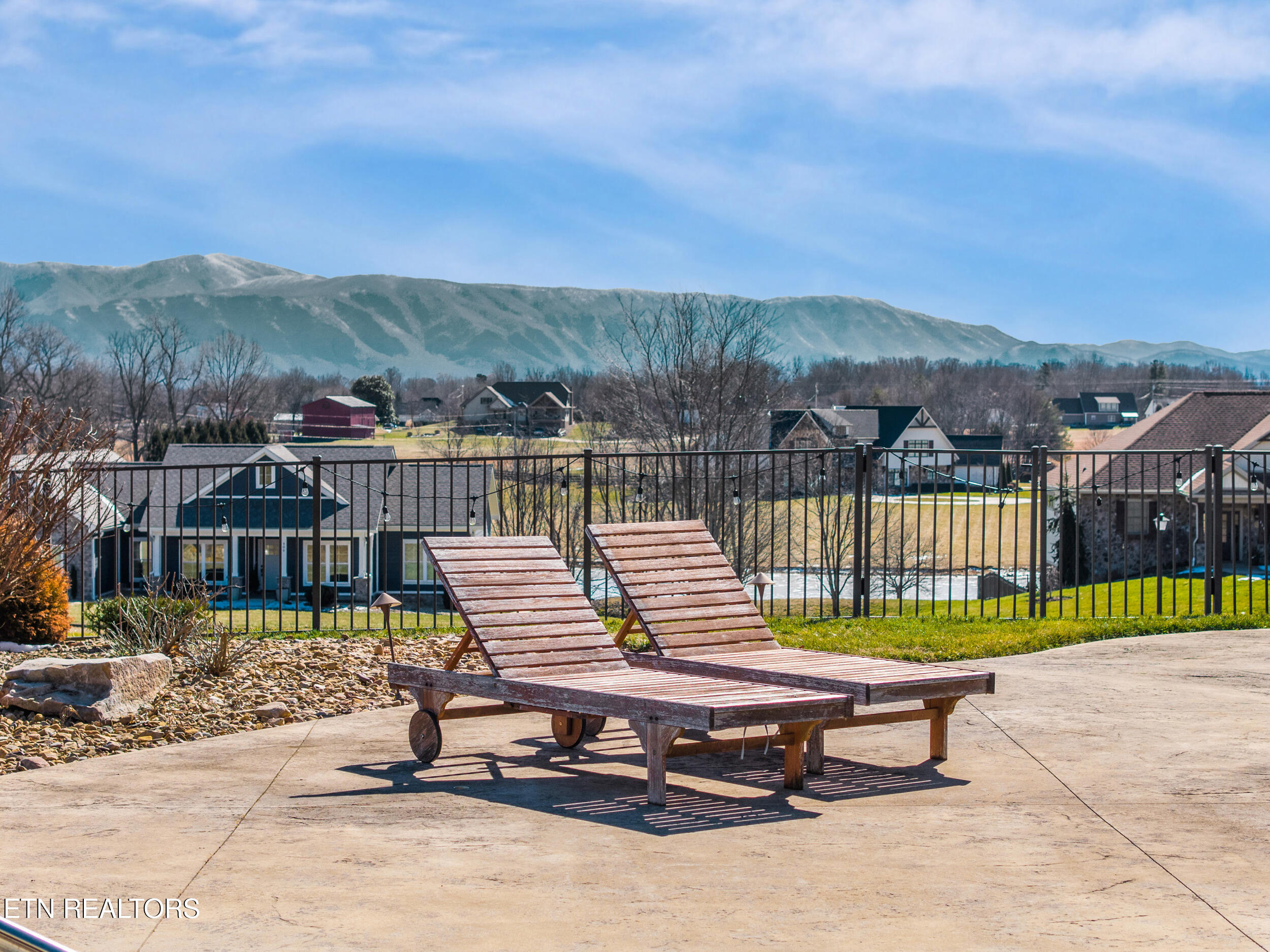 306 E Hawthorne Court Greeneville TN 37745