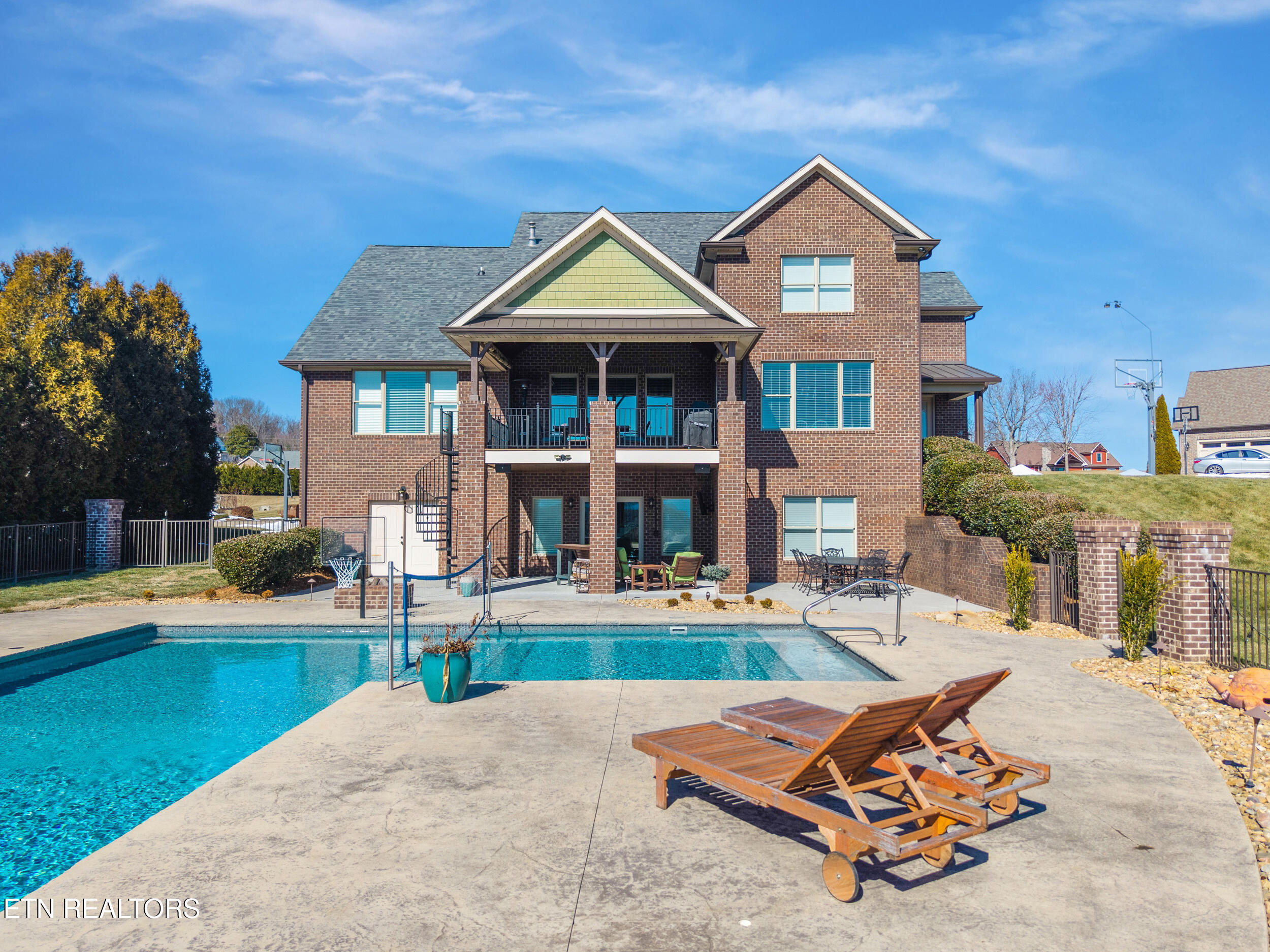 306 E Hawthorne Court Greeneville TN 37745