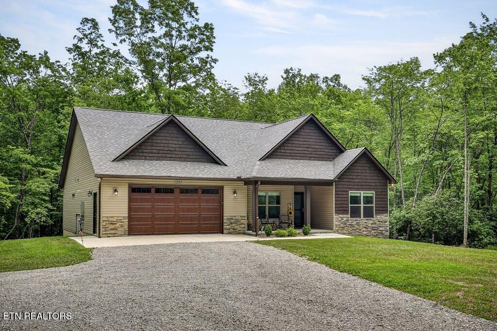 1507 E Overlook Road Monterey TN 38574