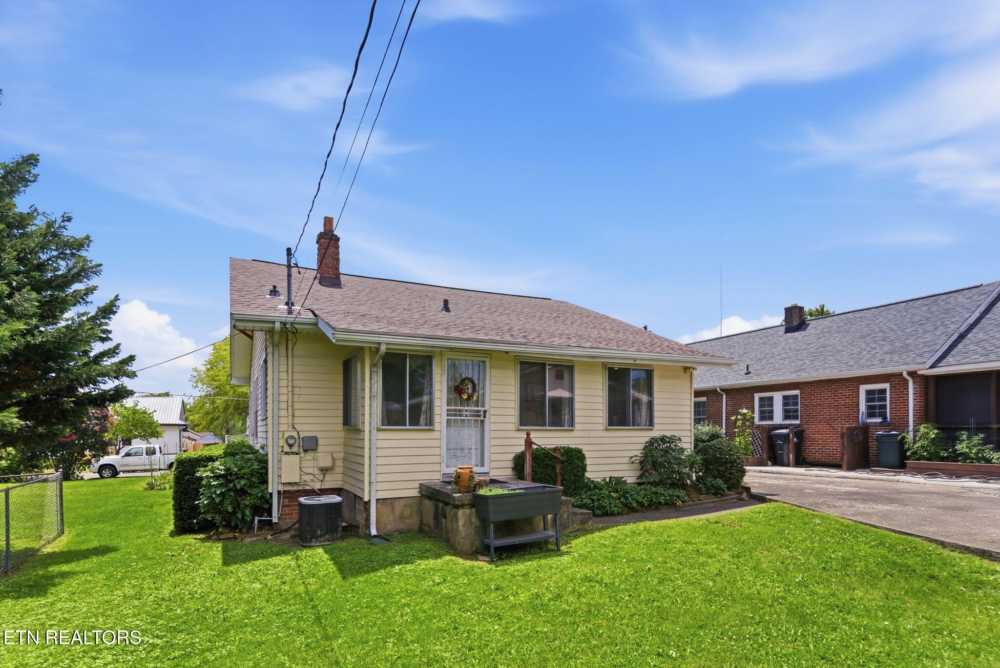 3320 Monmouth Street Knoxville TN 37917