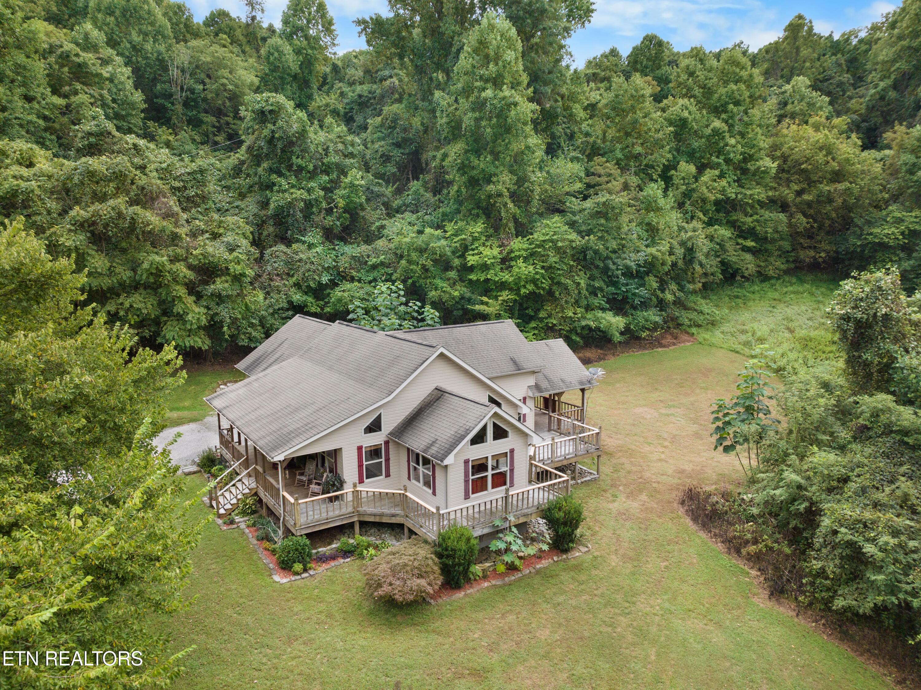 295 Bob Wright Road Maynardville TN 37807