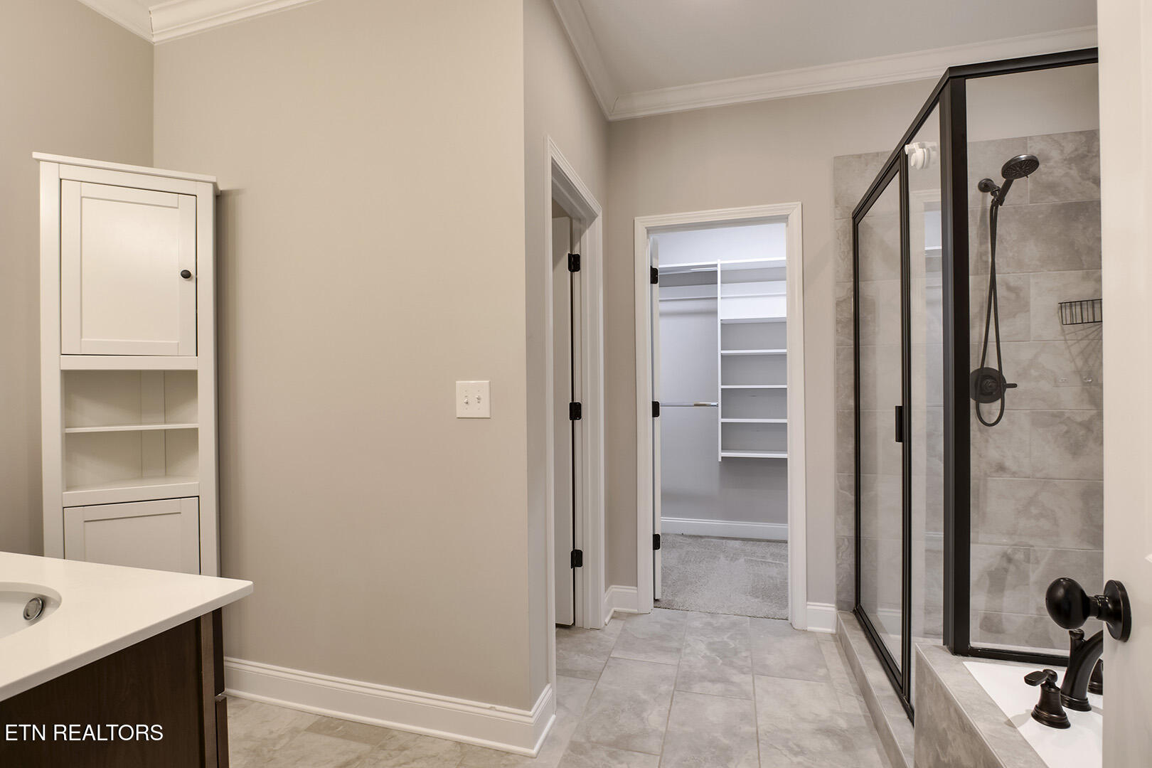 1104 Sawtooth Oak Way Knoxville TN 37932