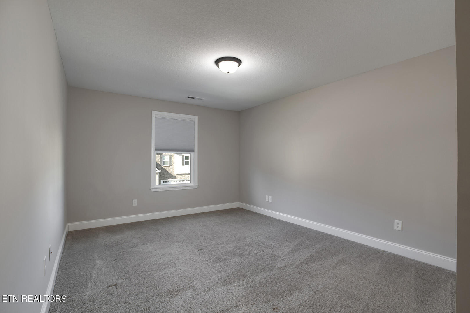 1104 Sawtooth Oak Way Knoxville TN 37932