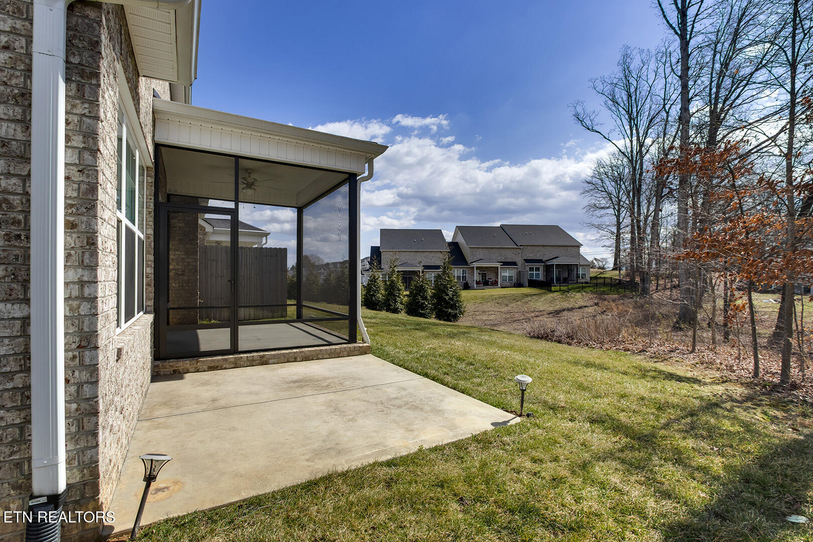 1104 Sawtooth Oak Way Knoxville TN 37932