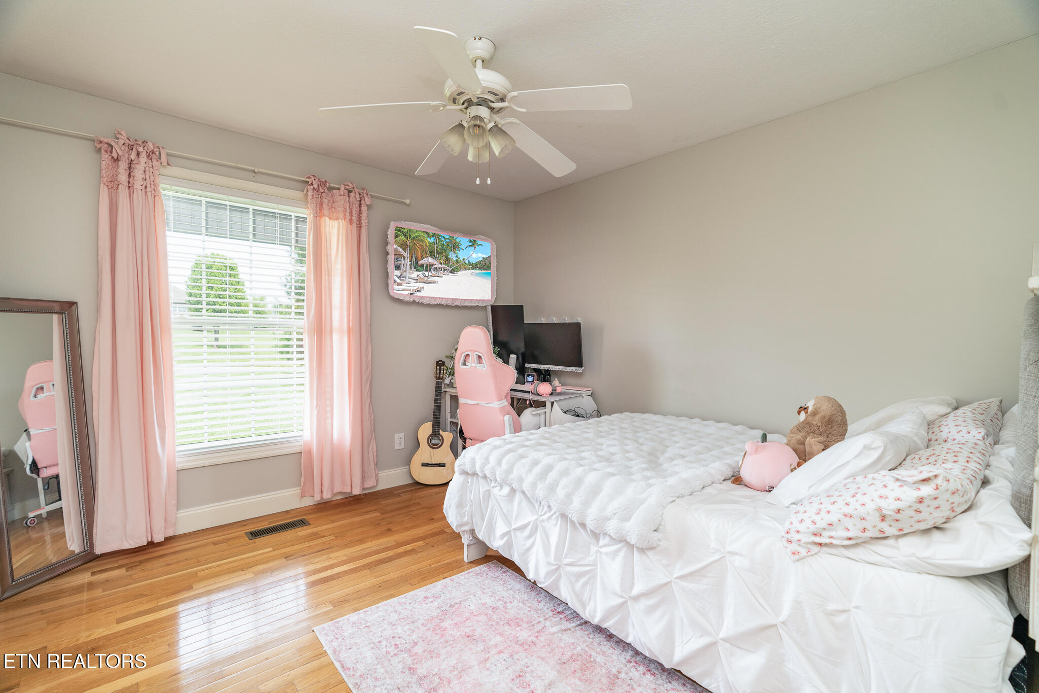1209 Meadowlands Circle Sevierville TN 37876