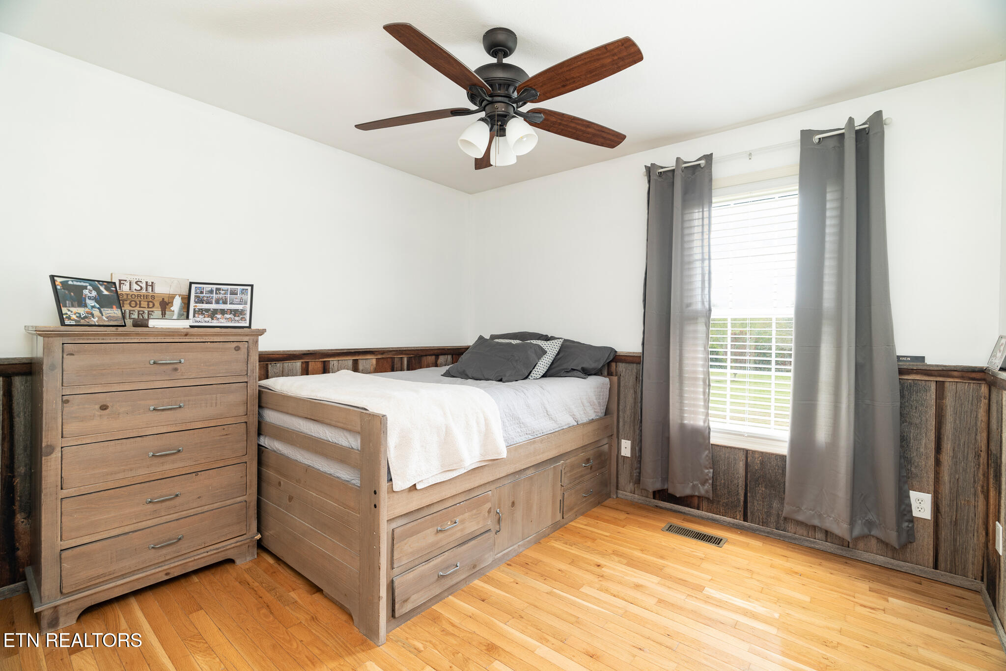 1209 Meadowlands Circle Sevierville TN 37876