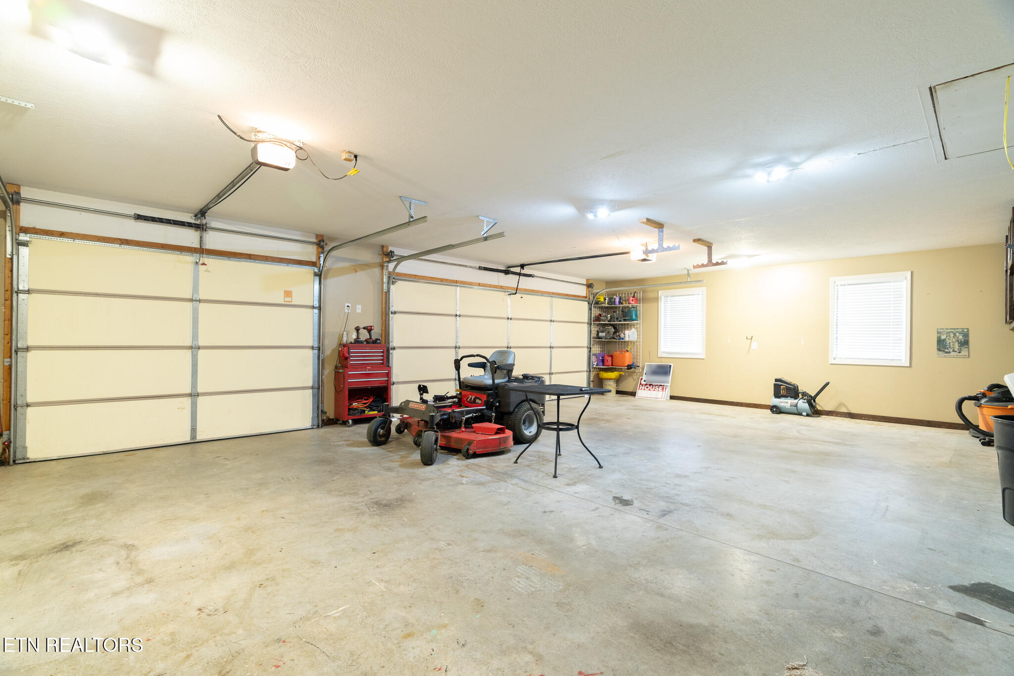 1209 Meadowlands Circle Sevierville TN 37876