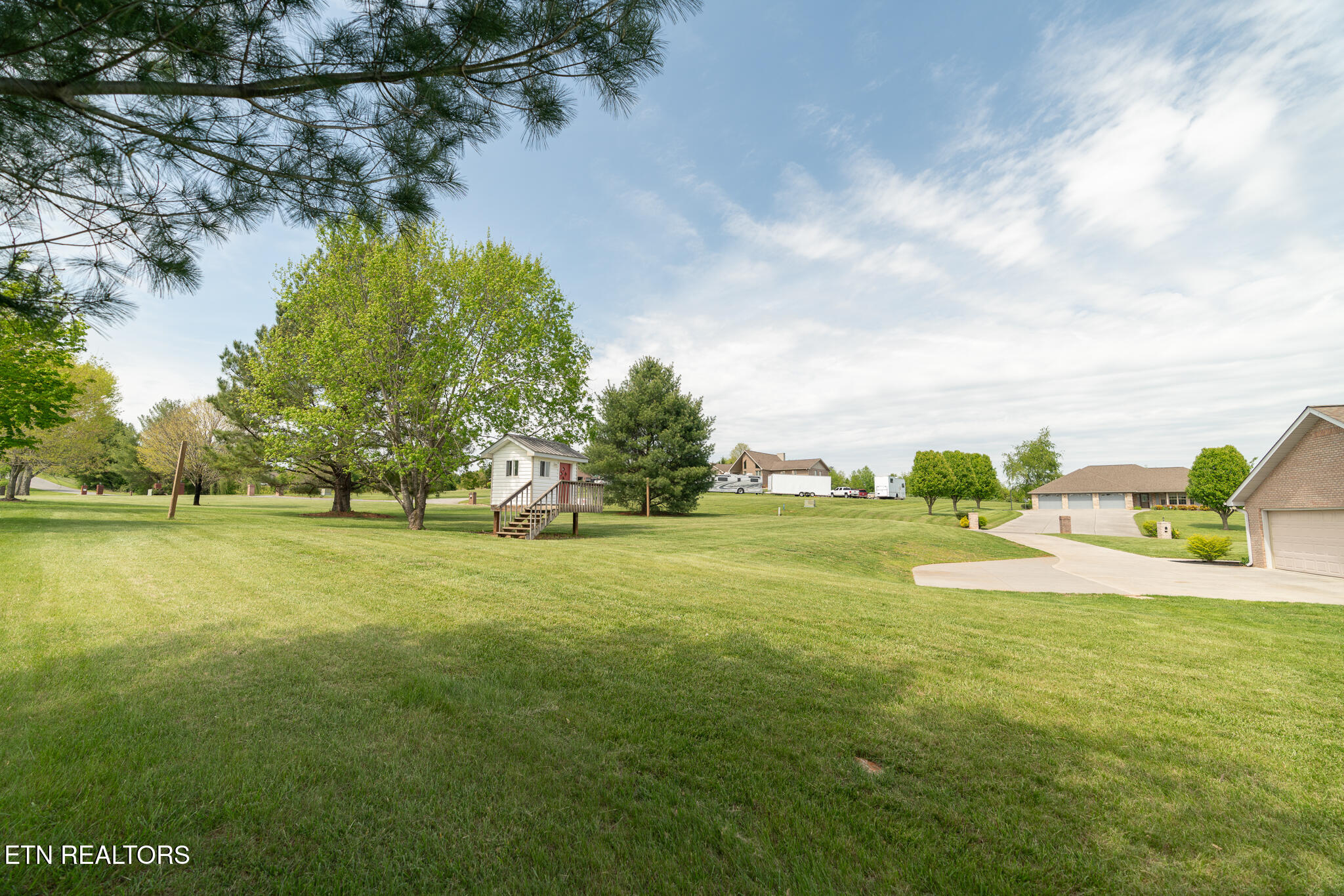 1209 Meadowlands Circle Sevierville TN 37876
