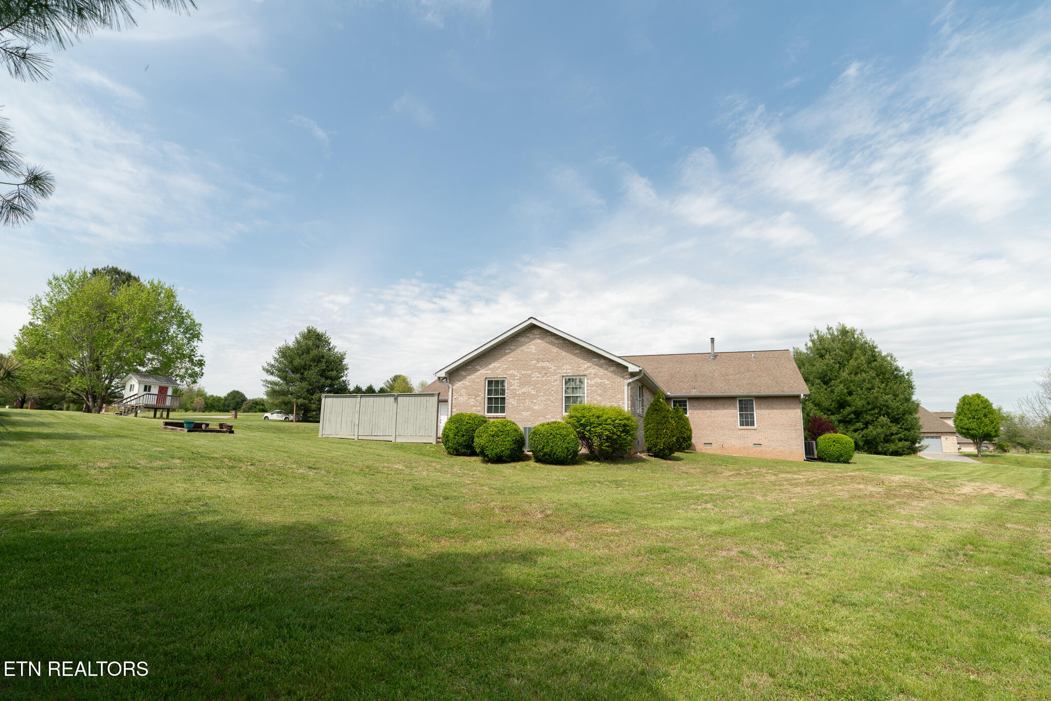 1209 Meadowlands Circle Sevierville TN 37876