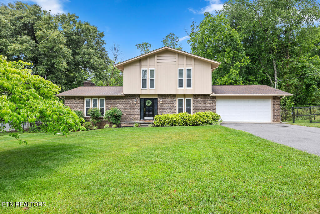 437 E Kings Gate Road Knoxville TN 37934