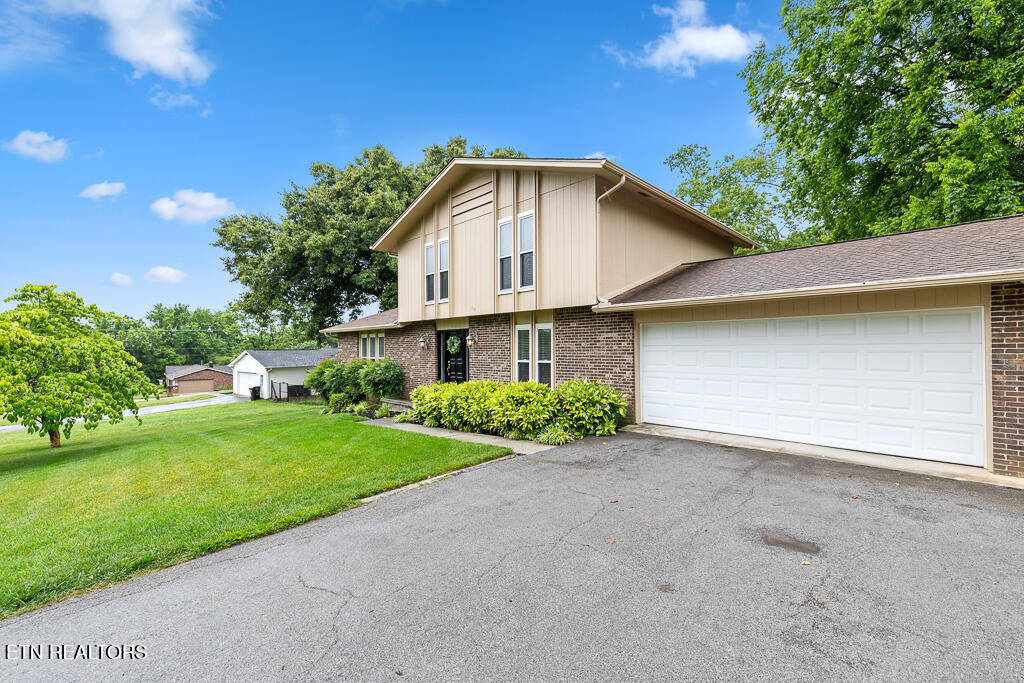 437 E Kings Gate Road Knoxville TN 37934