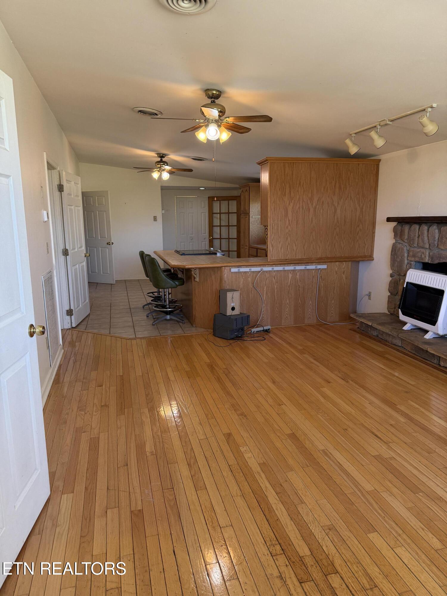 1128 Old Harriman Highway Oliver Springs TN 37840