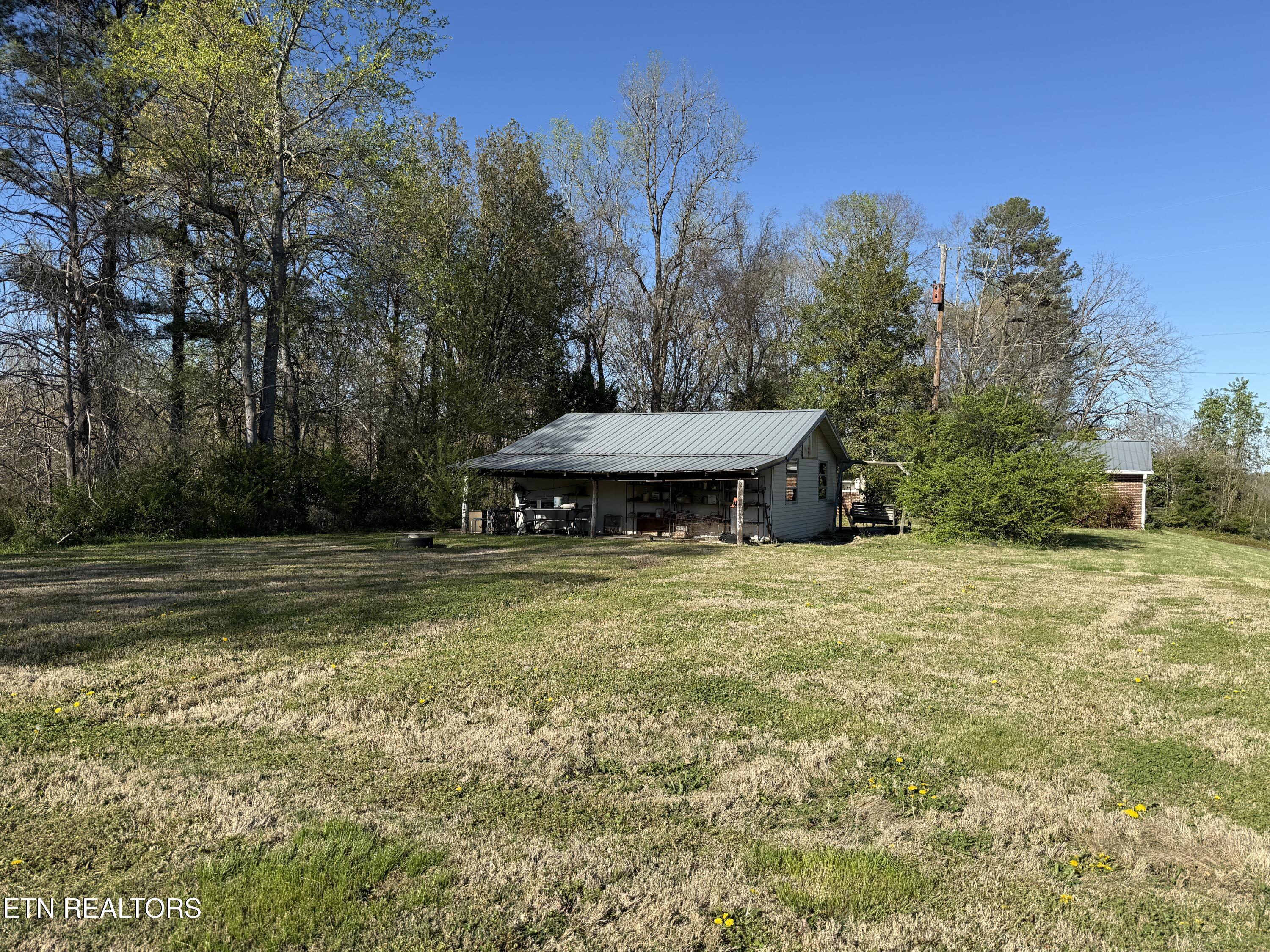 1128 Old Harriman Highway Oliver Springs TN 37840