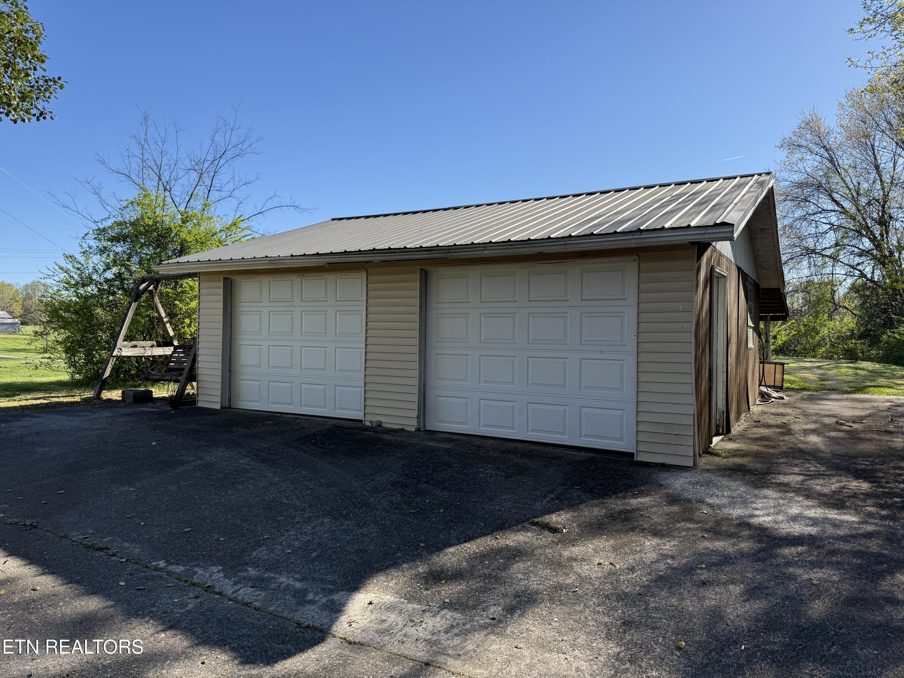 1128 Old Harriman Highway Oliver Springs TN 37840