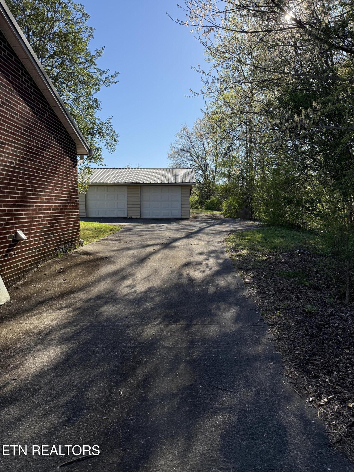 1128 Old Harriman Highway Oliver Springs TN 37840