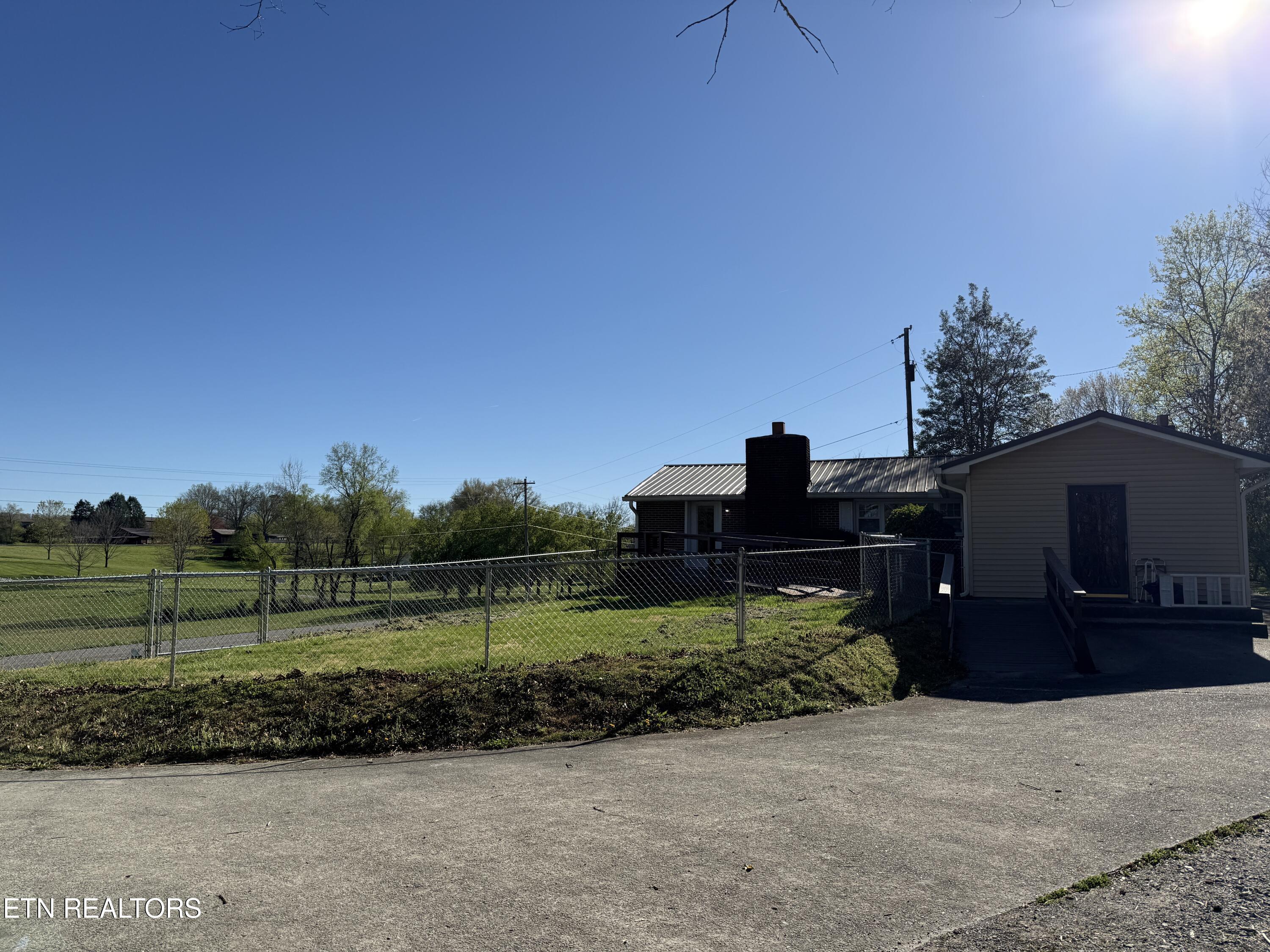 1128 Old Harriman Highway Oliver Springs TN 37840