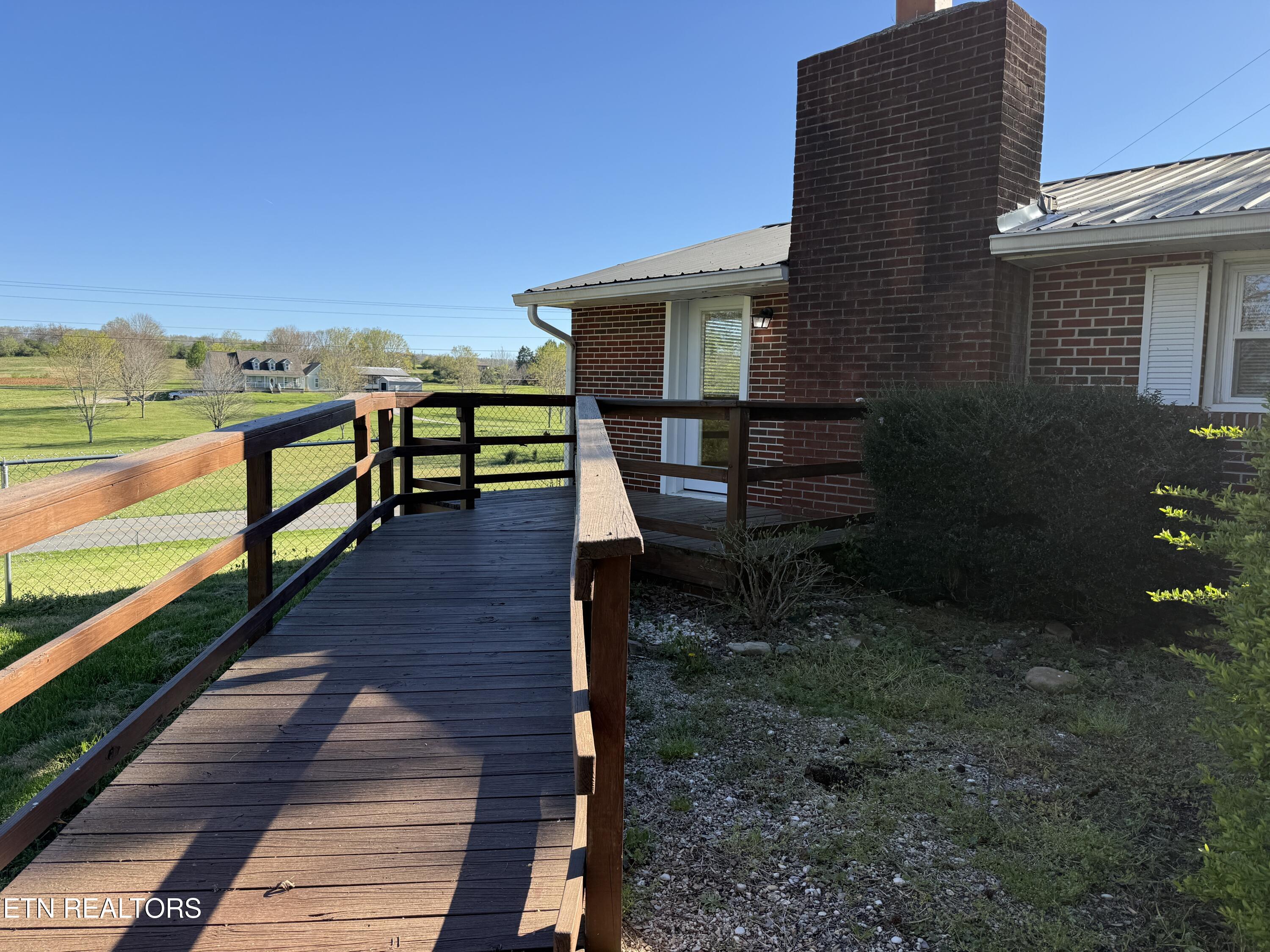 1128 Old Harriman Highway Oliver Springs TN 37840