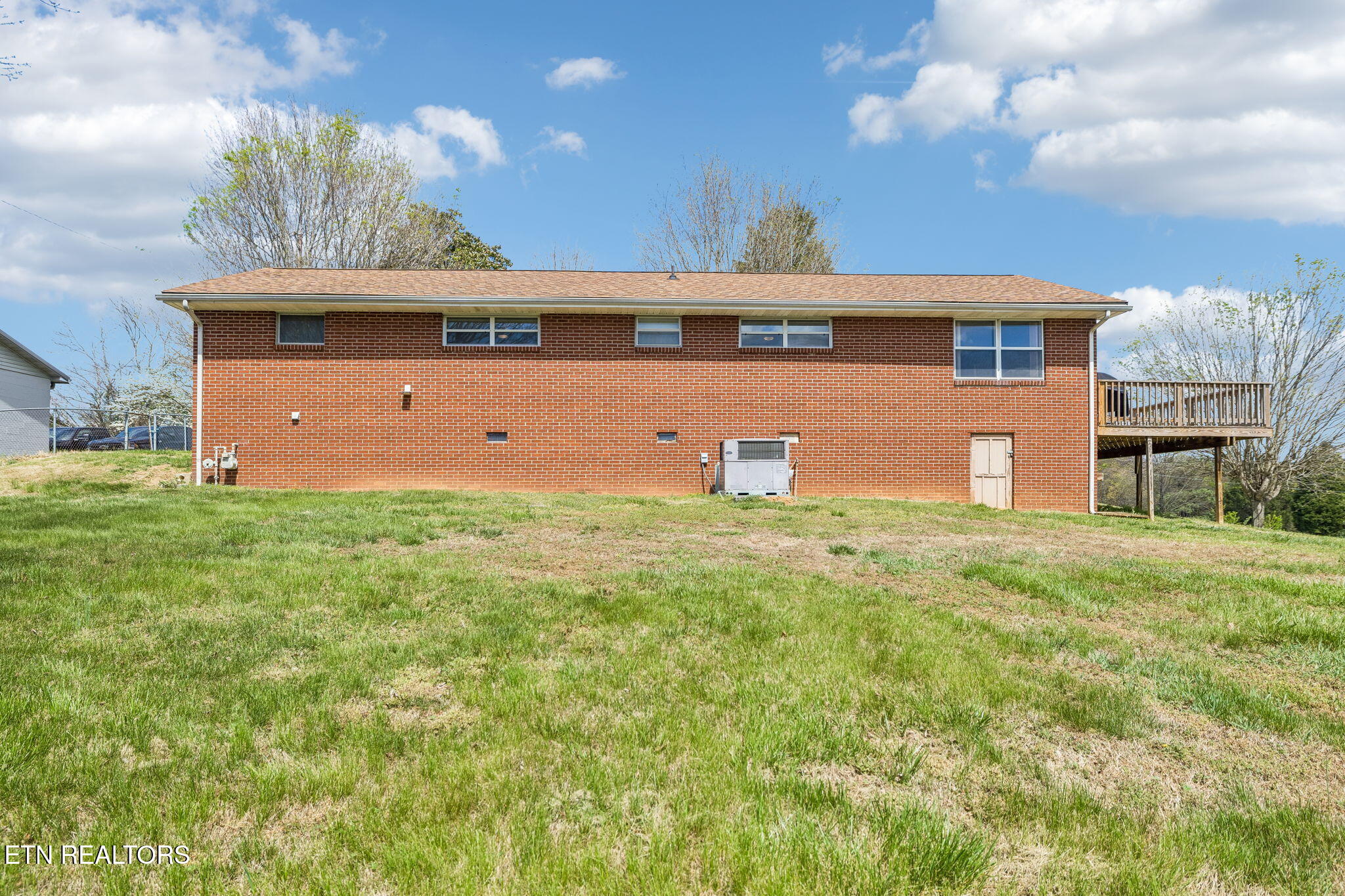 132 Webb Circle Lenoir City TN 37771