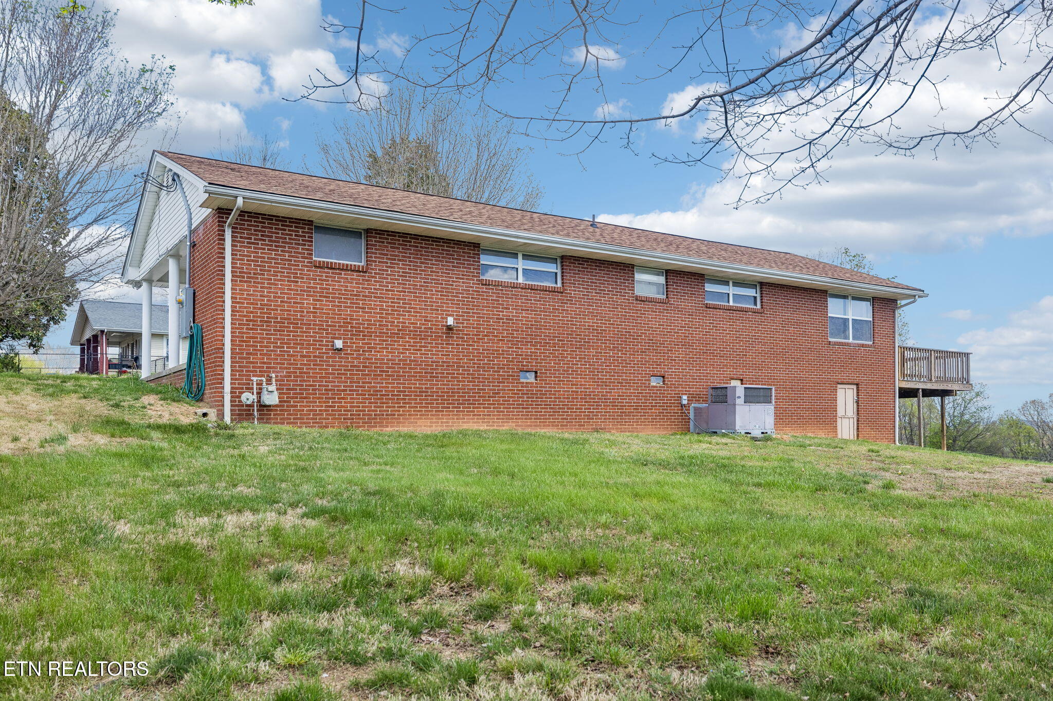 132 Webb Circle Lenoir City TN 37771
