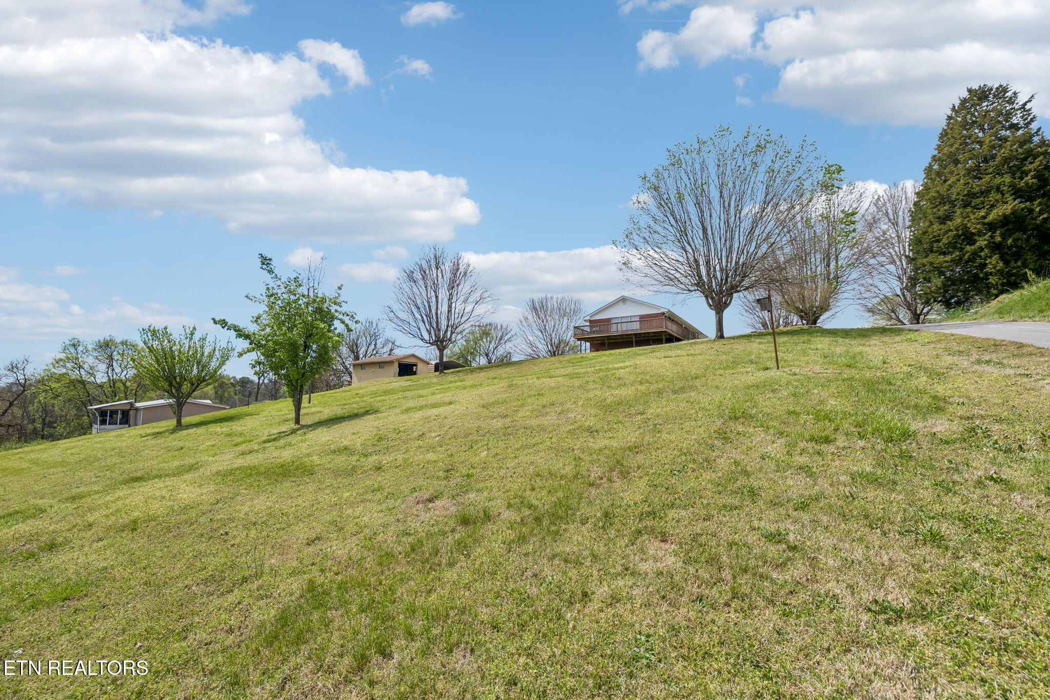 132 Webb Circle Lenoir City TN 37771