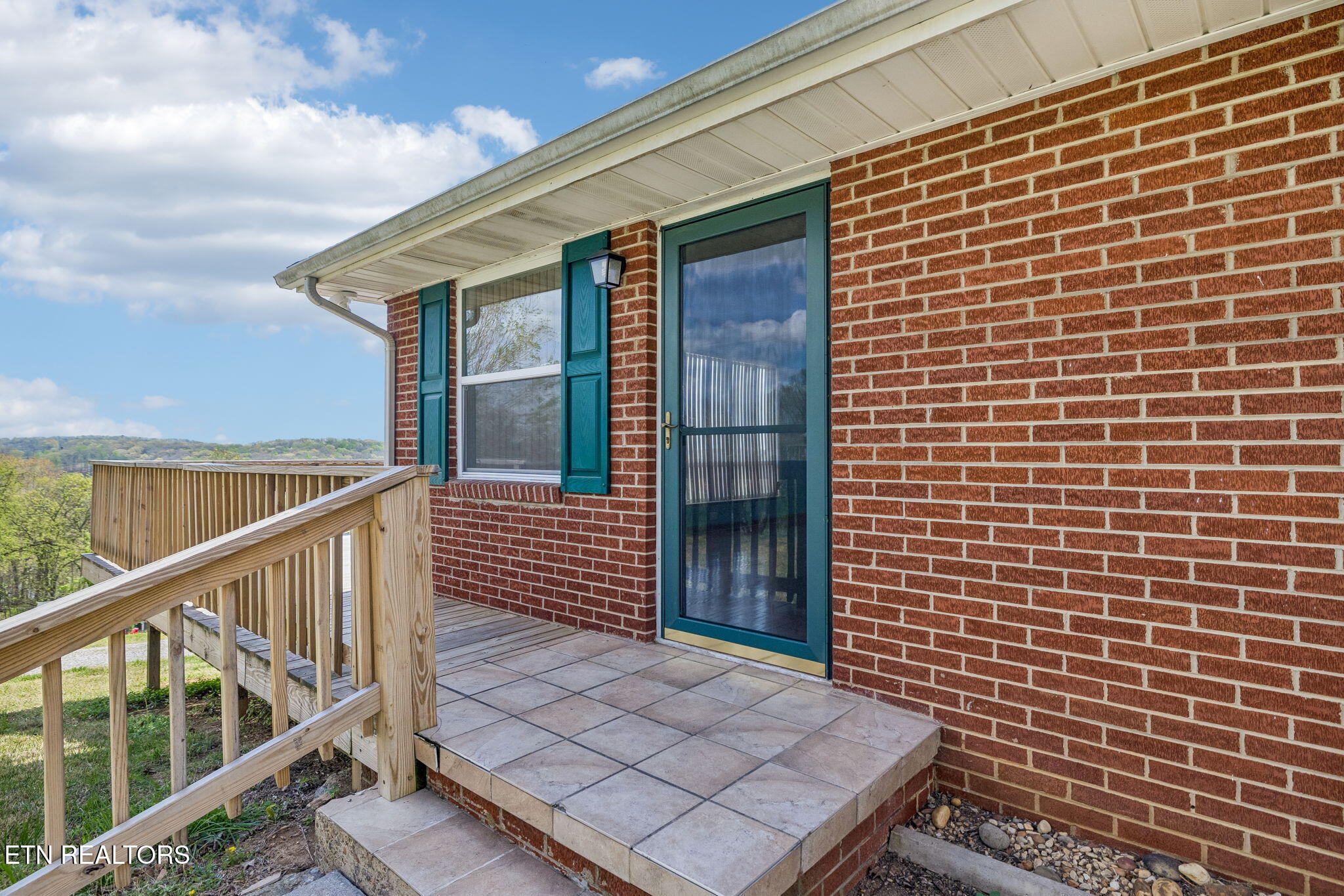 132 Webb Circle Lenoir City TN 37771