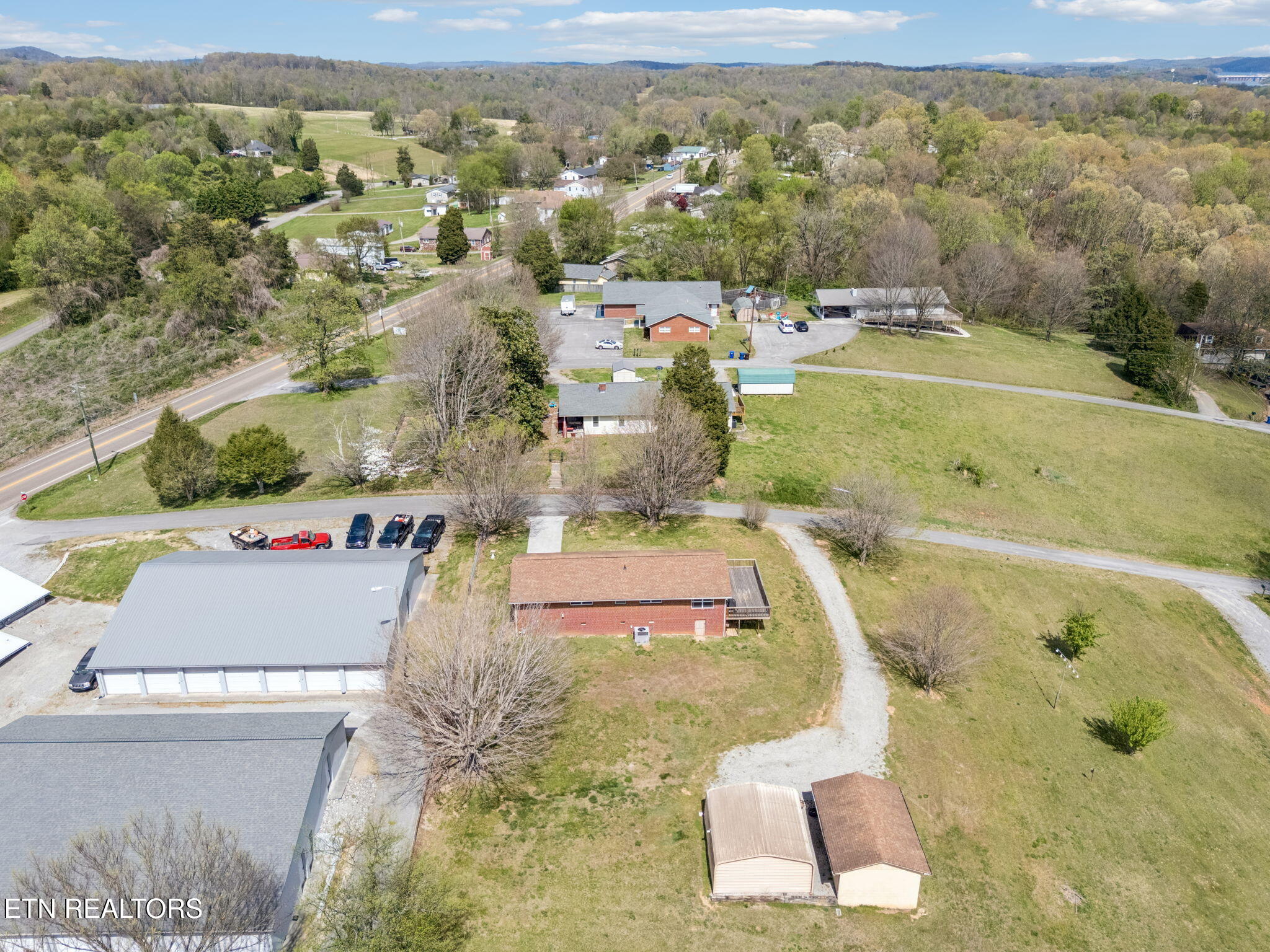132 Webb Circle Lenoir City TN 37771