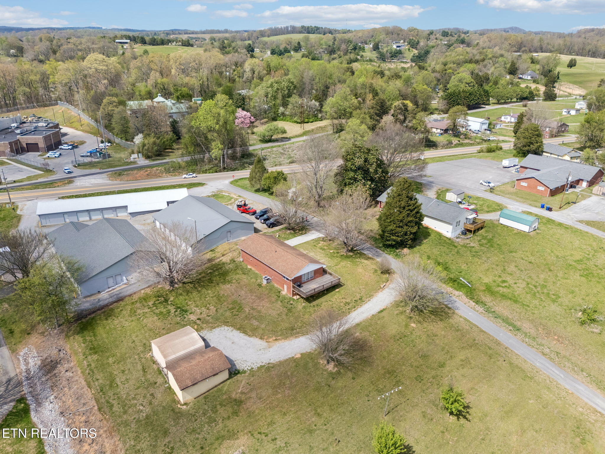 132 Webb Circle Lenoir City TN 37771