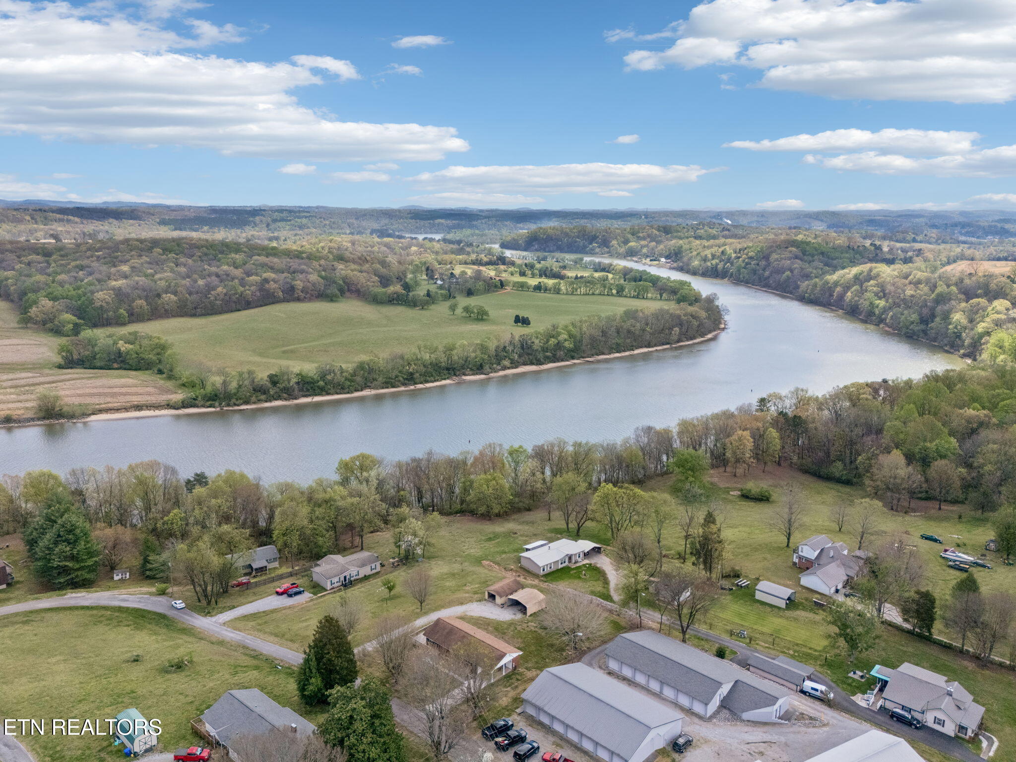 132 Webb Circle Lenoir City TN 37771