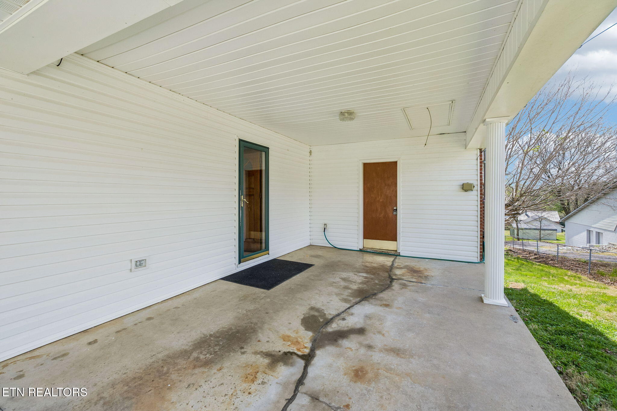 132 Webb Circle Lenoir City TN 37771