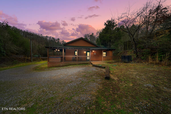 1999 E Mountain View Way Sevierville TN 37862