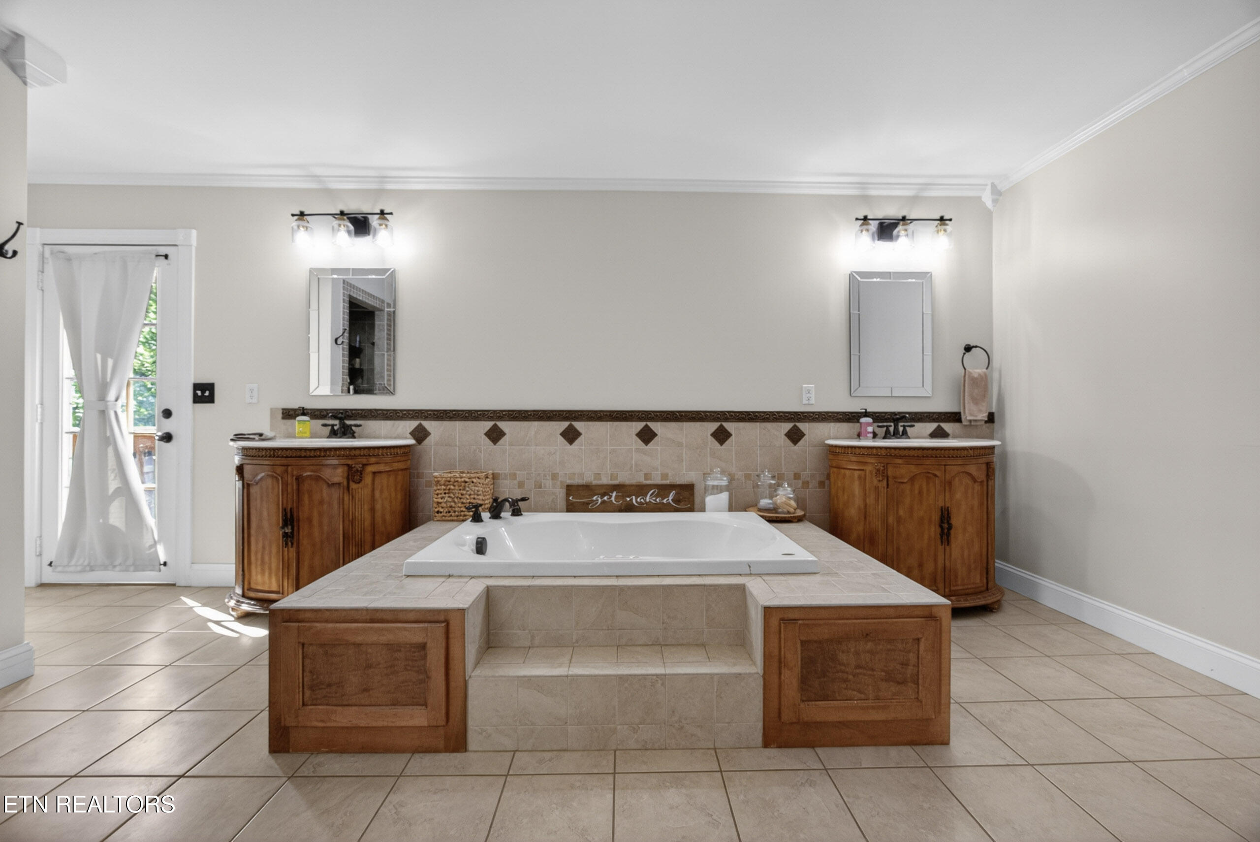 102 Oak Springs Lane Rickman TN 38580
