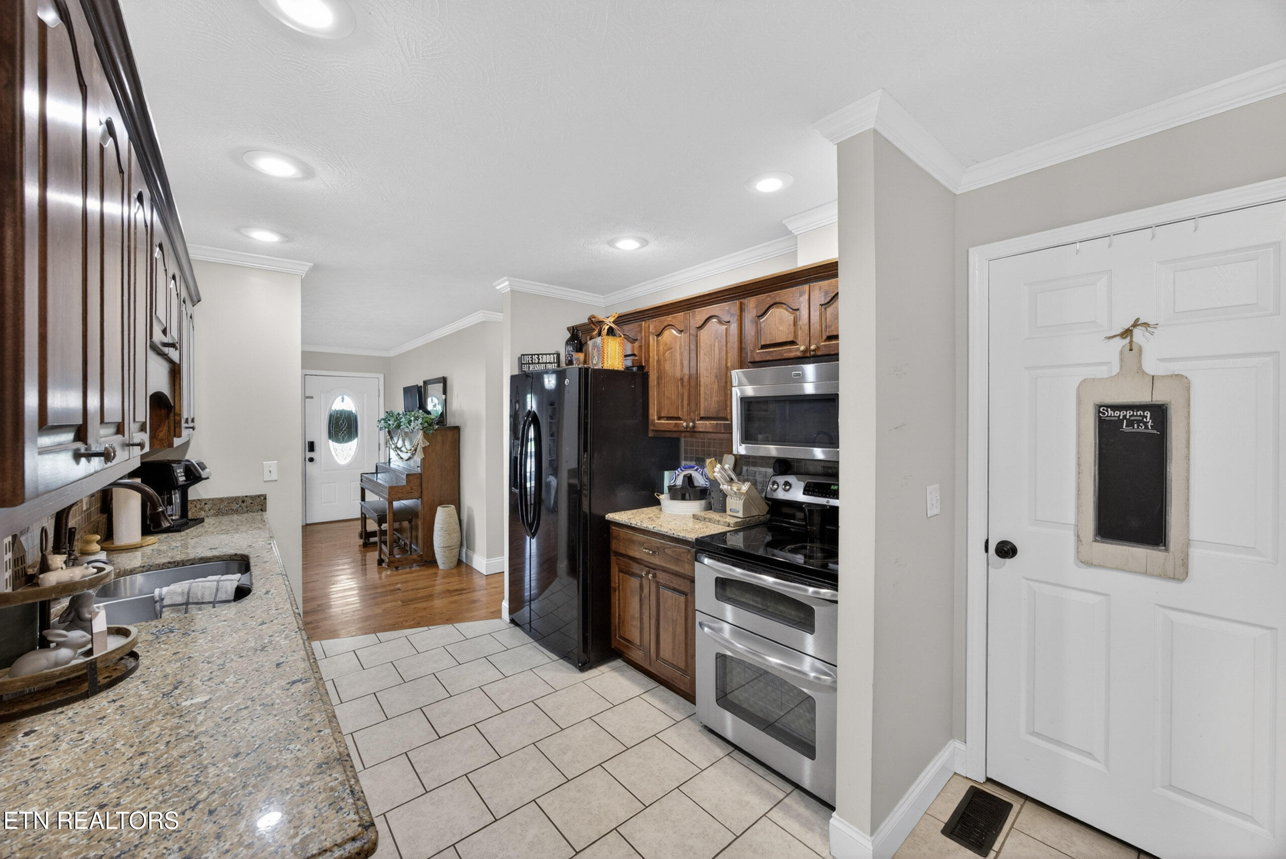 102 Oak Springs Lane Rickman TN 38580