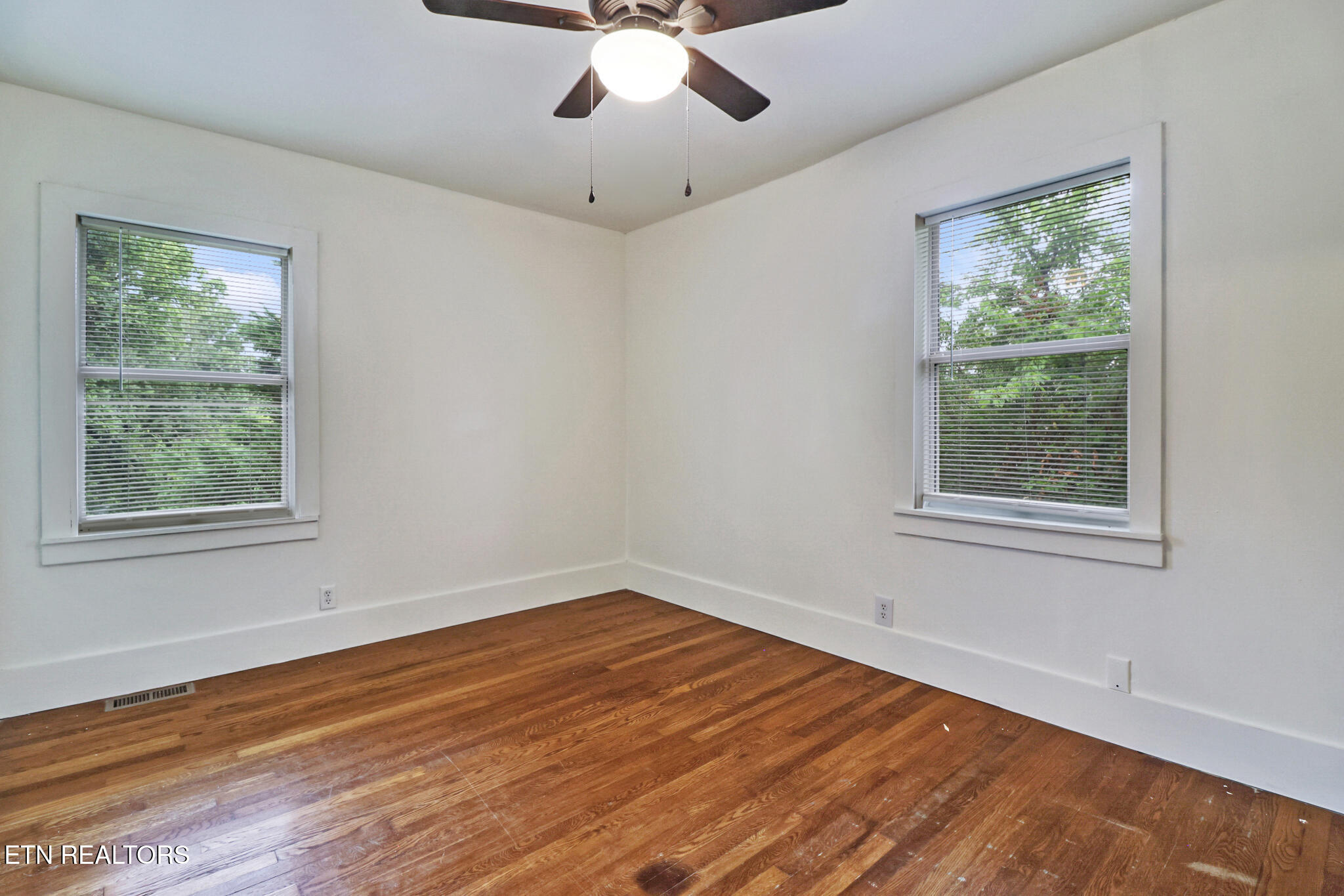820 Sunset Drive Kingston TN 37763