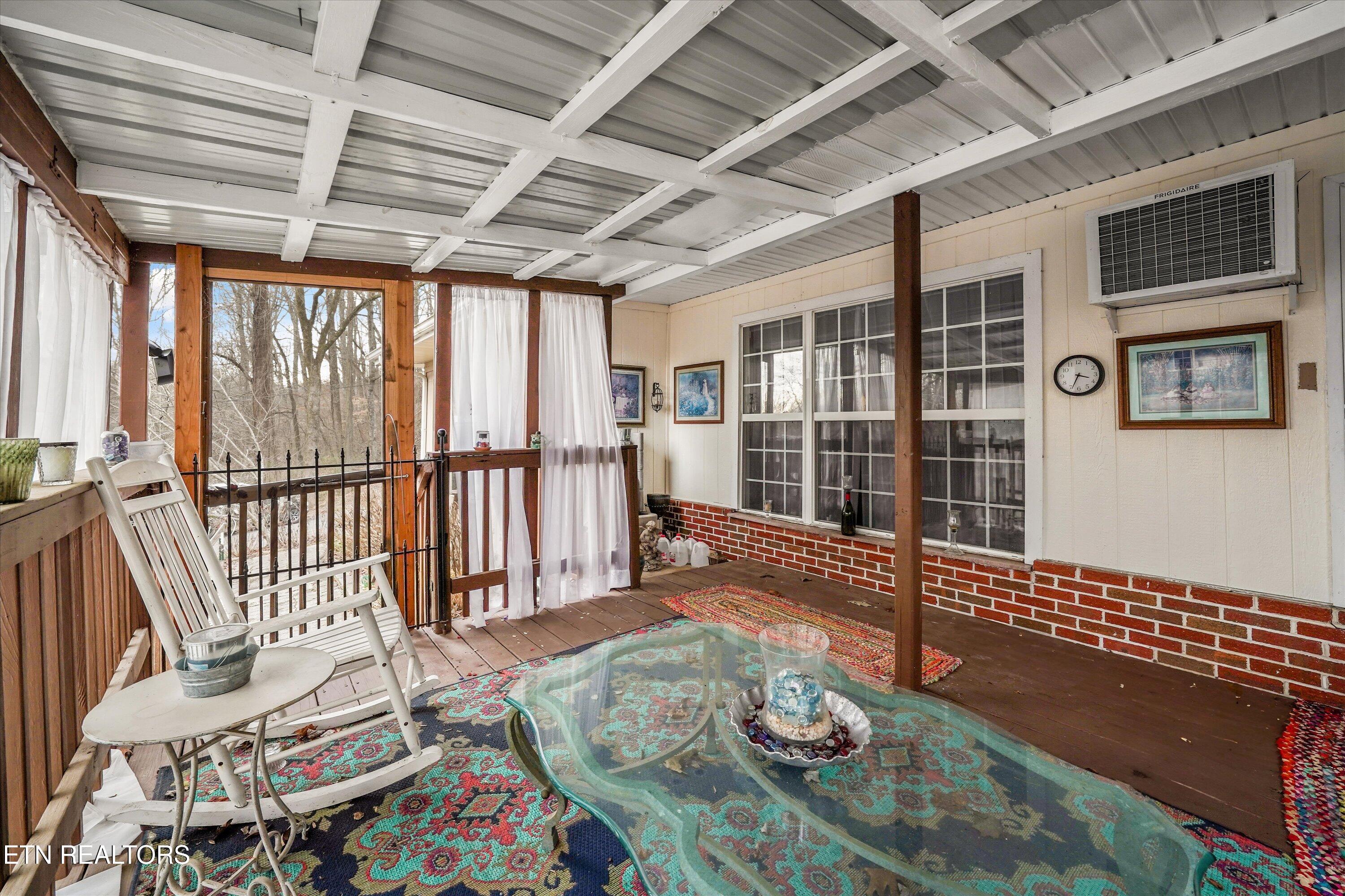 131 Scott. Road Harriman TN 37748
