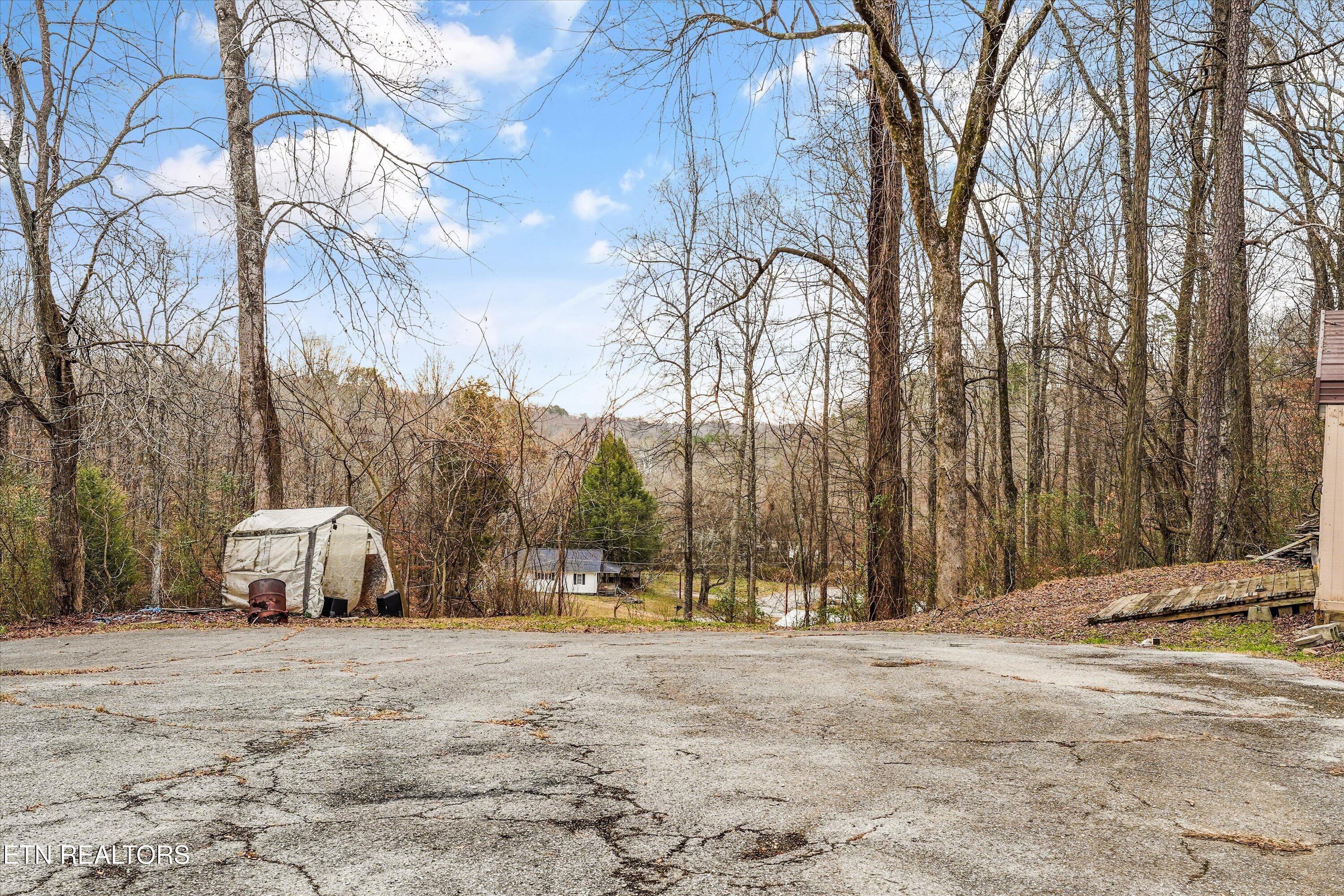 131 Scott. Road Harriman TN 37748